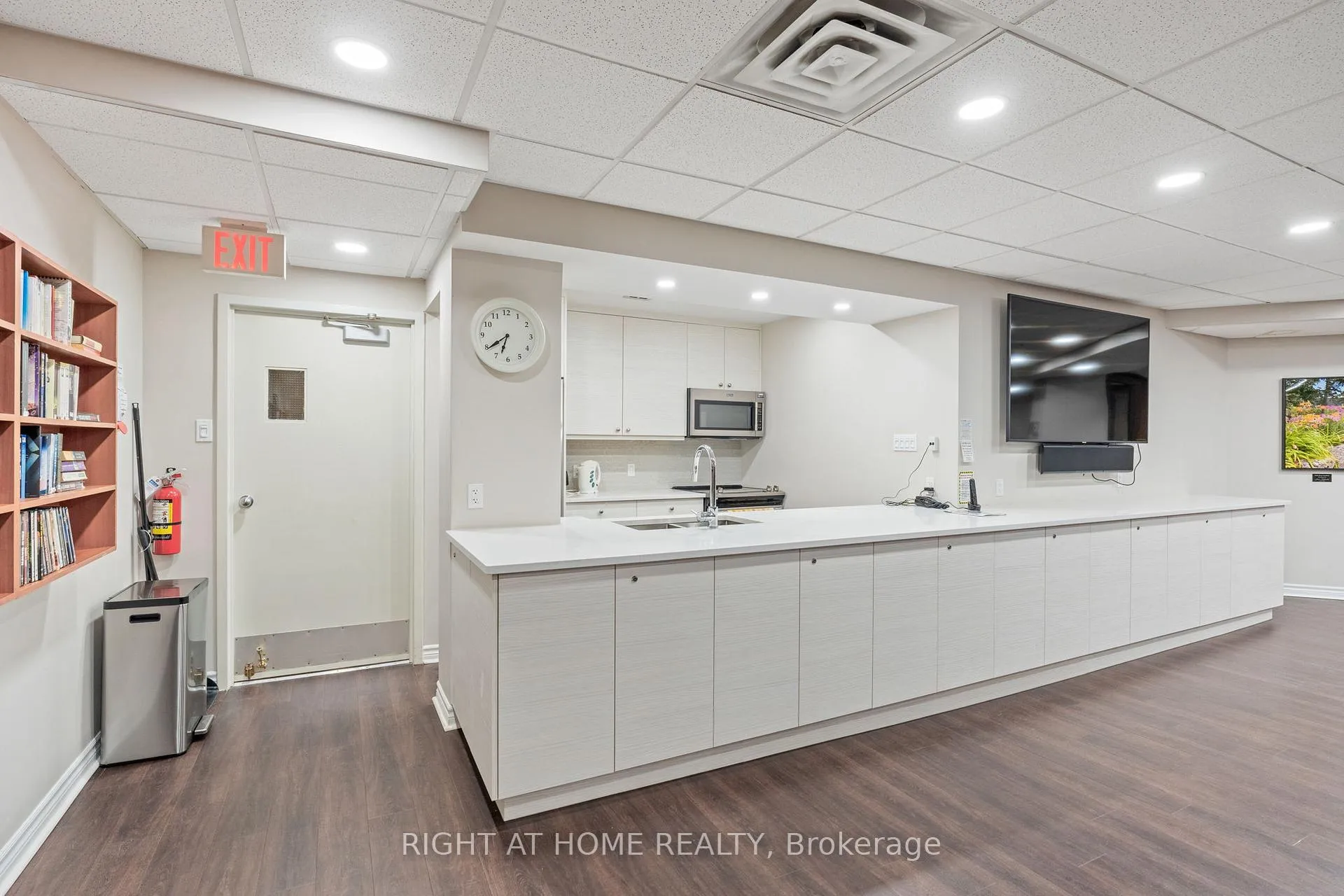 Photo 35 of Unit 507, 1025 Richmond Road, Ottawa, Woodroffe — HOMEH