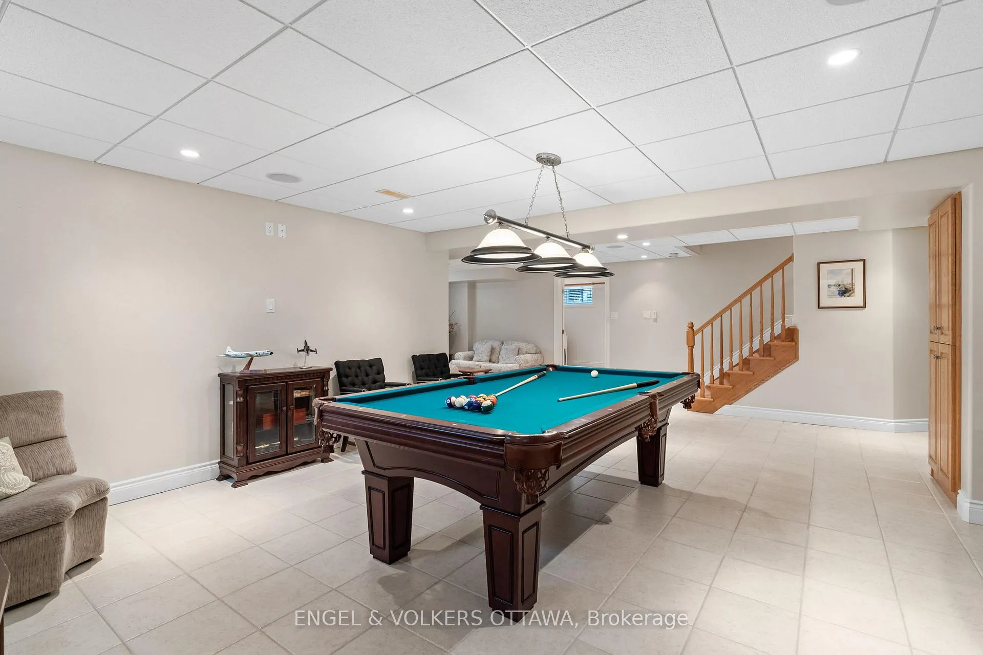 Photo 26 of 6005 Earlscourt Crescent, Ottawa, Manotick East to Manotick Station — HOMEH