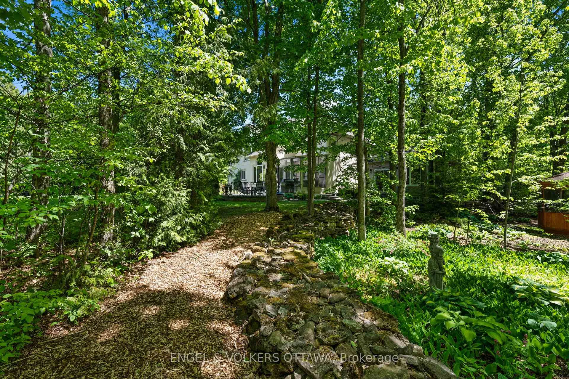 Photo 34 of 6005 Earlscourt Crescent, Ottawa, Manotick East to Manotick Station — HOMEH