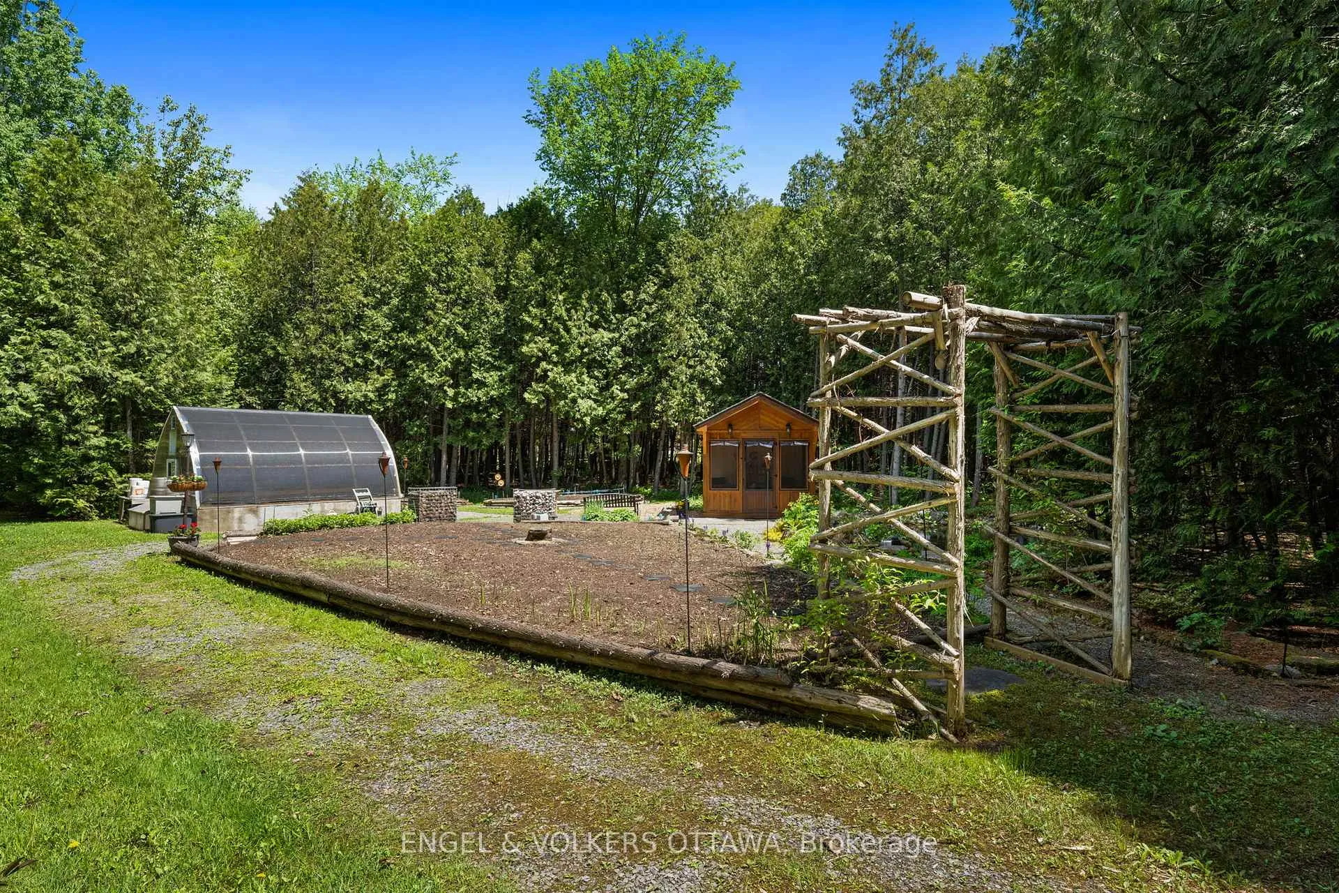 Photo 40 of 6005 Earlscourt Crescent, Ottawa, Manotick East to Manotick Station — HOMEH