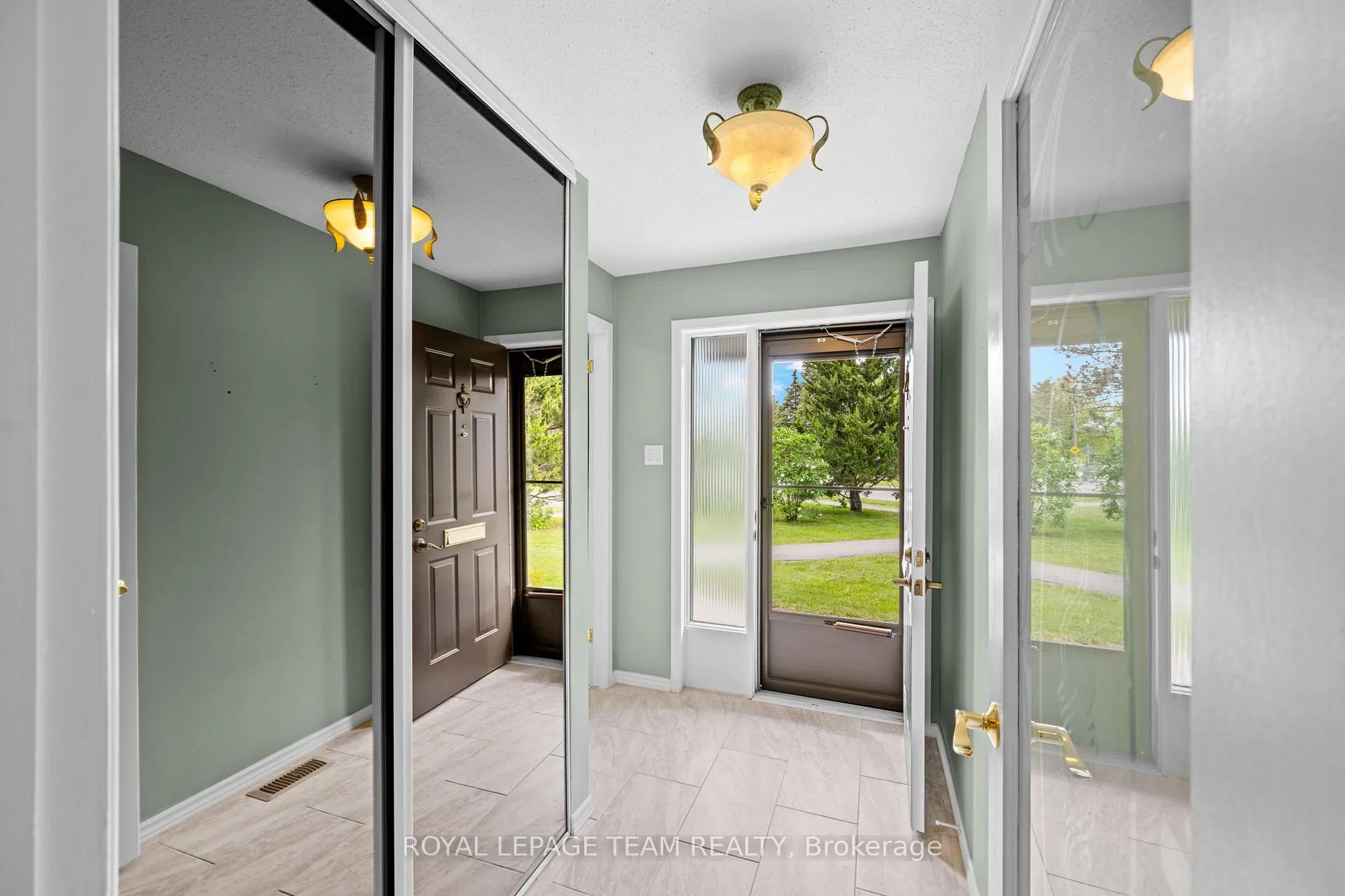 Photo 6 of 13 Arbor Ridge, Ottawa, Stittsville (Central) — HOMEH