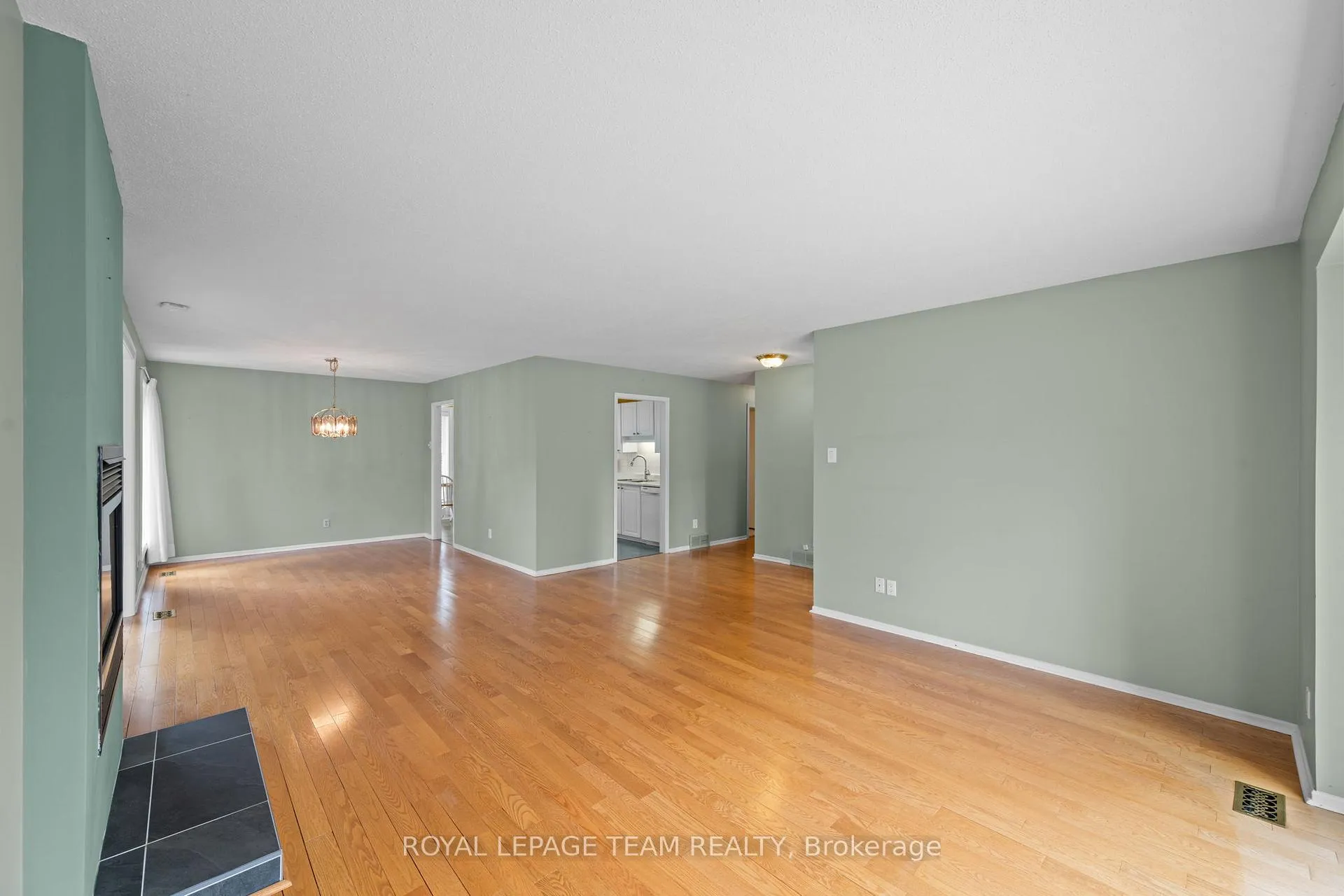 Photo 12 of 13 Arbor Ridge, Ottawa, Stittsville (Central) — HOMEH