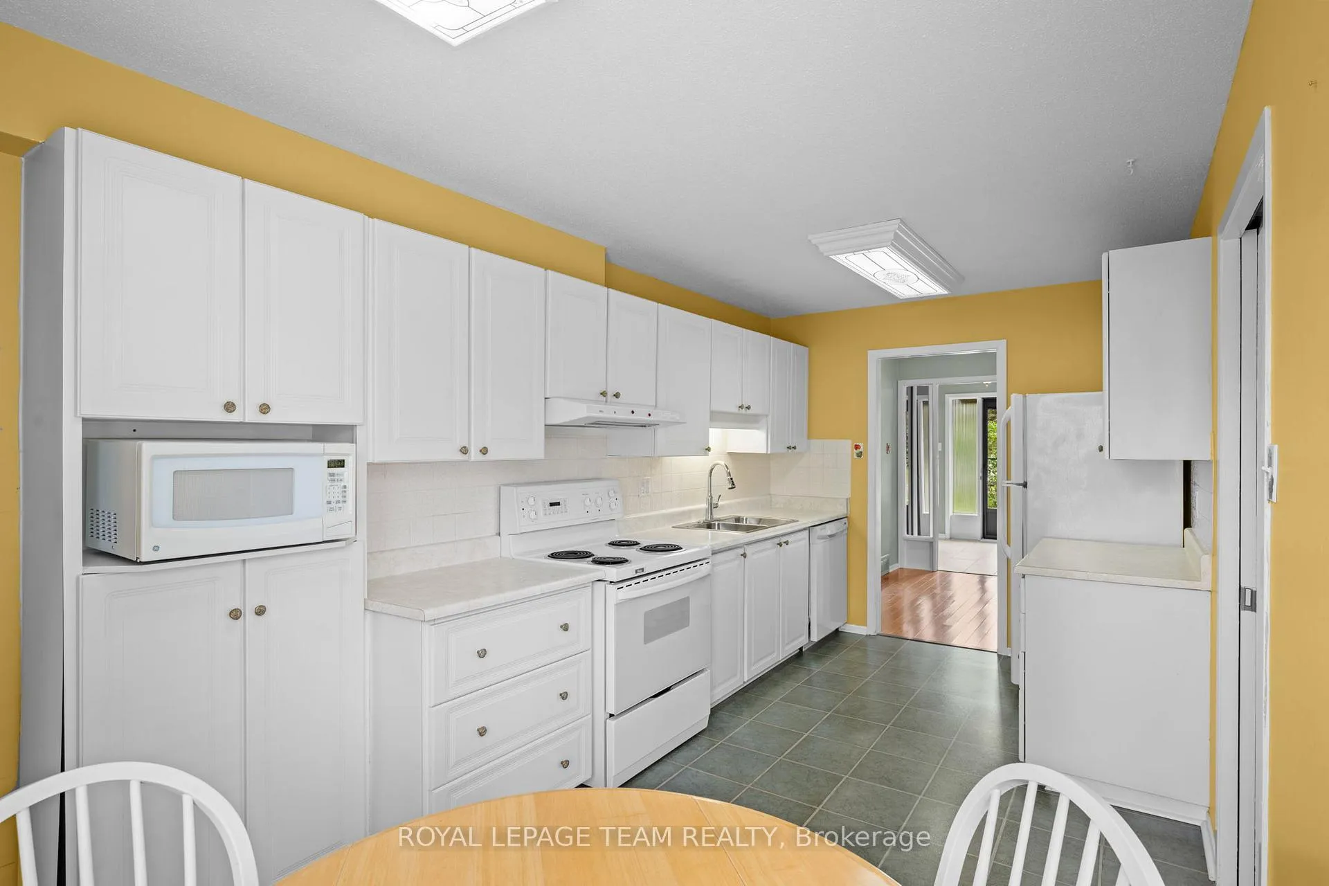 Photo 17 of 13 Arbor Ridge, Ottawa, Stittsville (Central) — HOMEH
