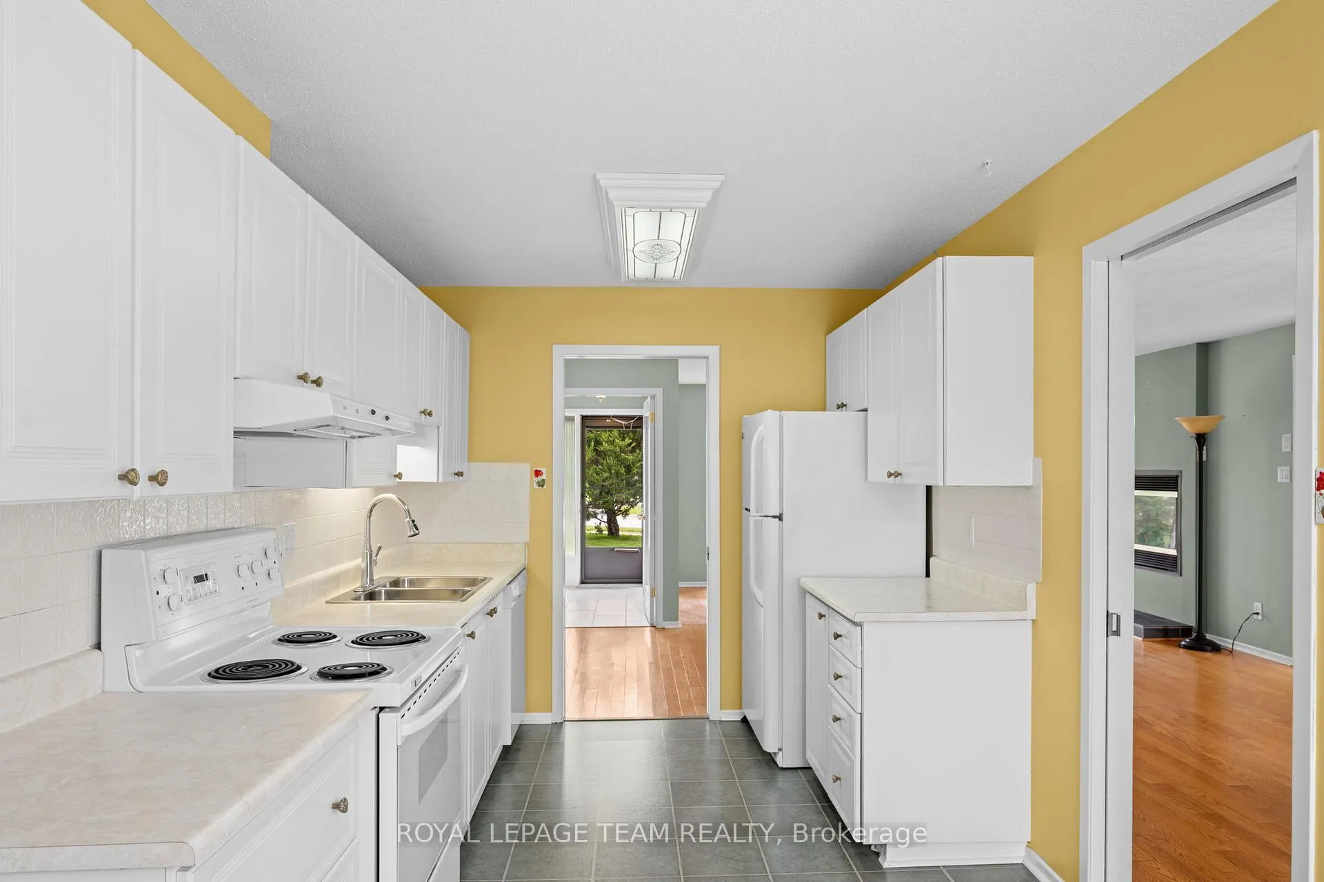 Photo 19 of 13 Arbor Ridge, Ottawa, Stittsville (Central) — HOMEH
