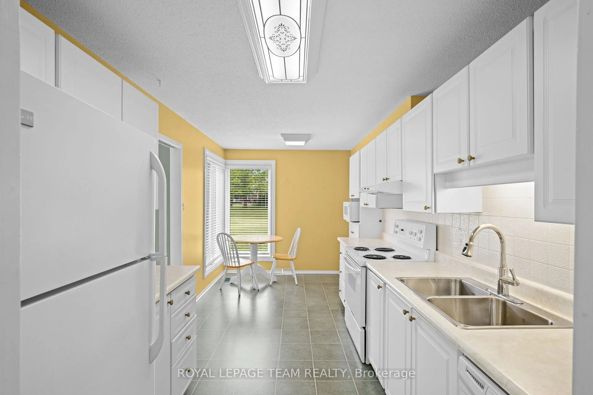 Photo 20 of 13 Arbor Ridge, Ottawa, Stittsville (Central) — HOMEH