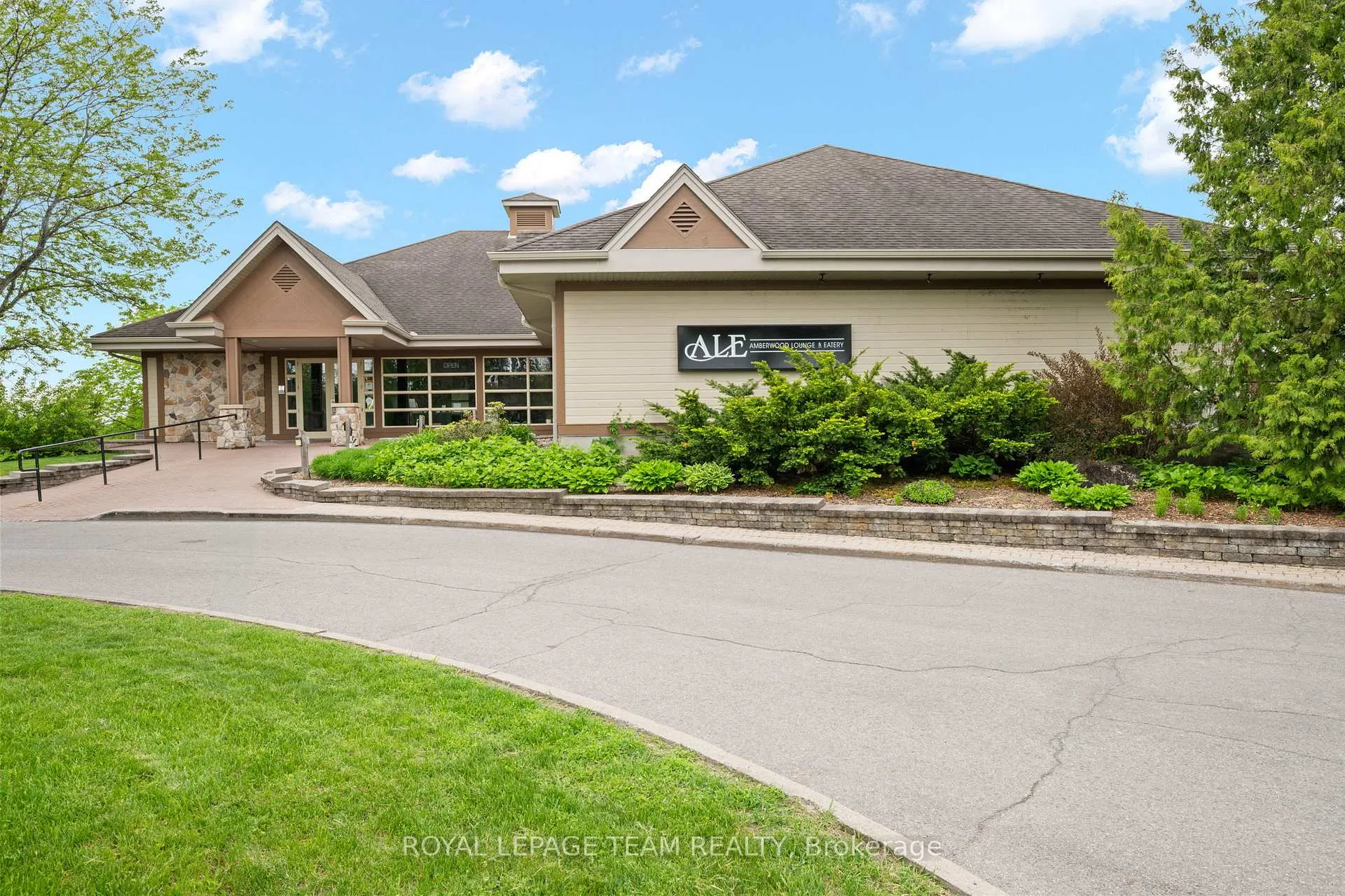 Photo 40 of 13 Arbor Ridge, Ottawa, Stittsville (Central) — HOMEH