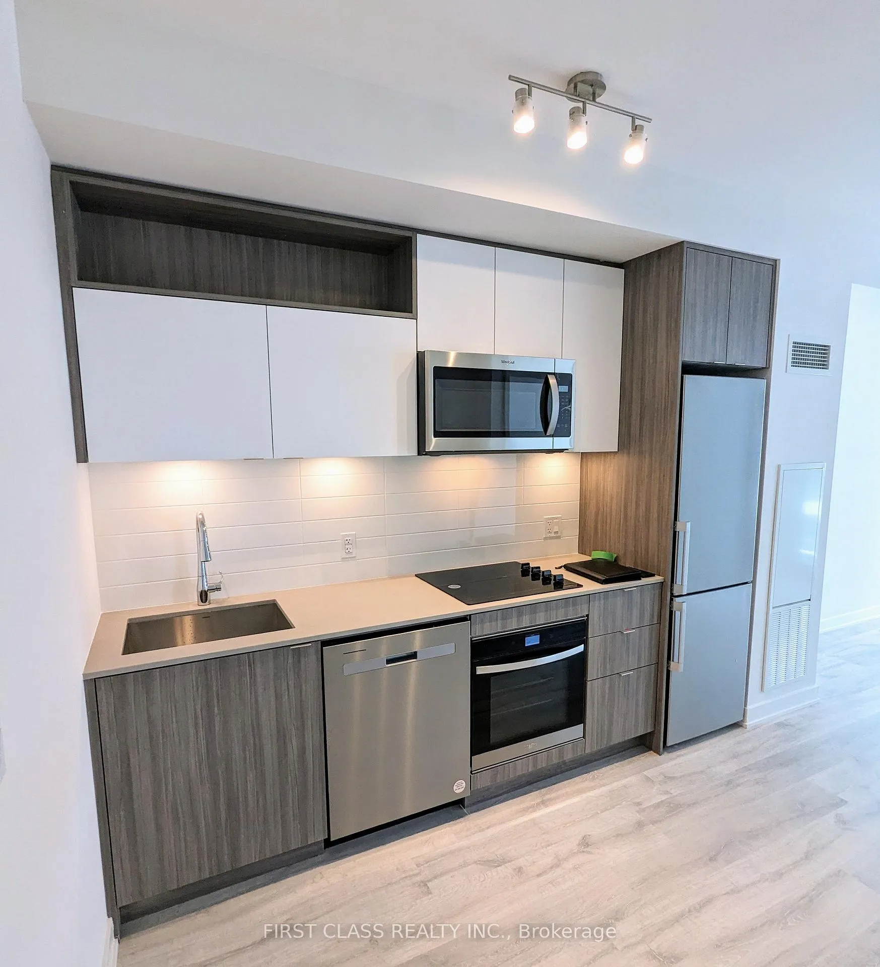 Photo 2 of Unit 2321, 135 Lower Sherbourne Street, Toronto, Waterfront Communities — HOMEH