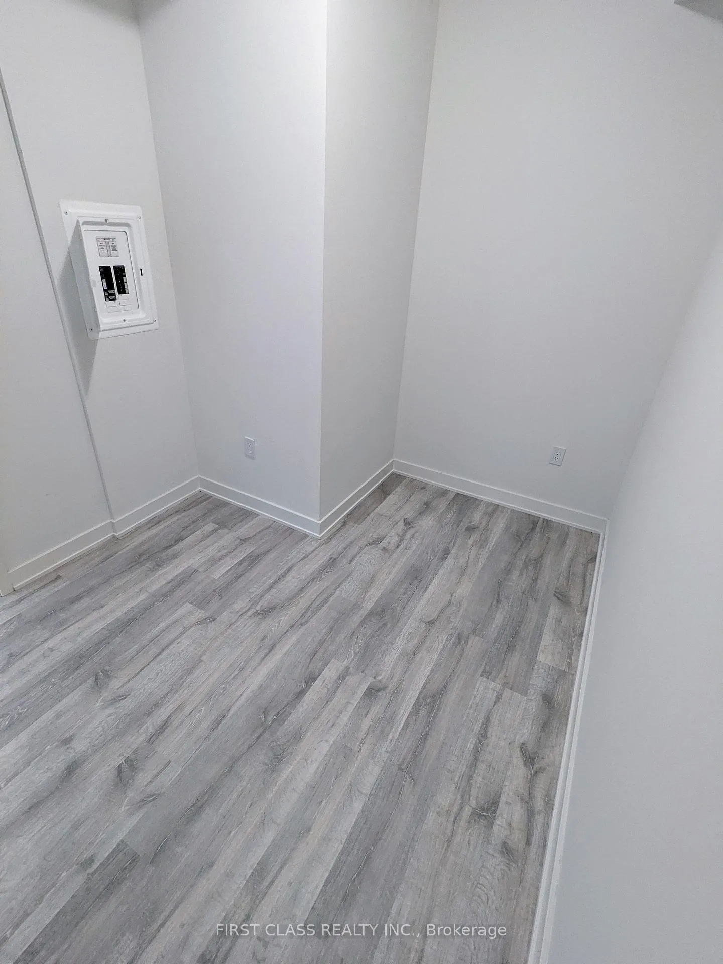 Photo 9 of Unit 2321, 135 Lower Sherbourne Street, Toronto, Waterfront Communities — HOMEH