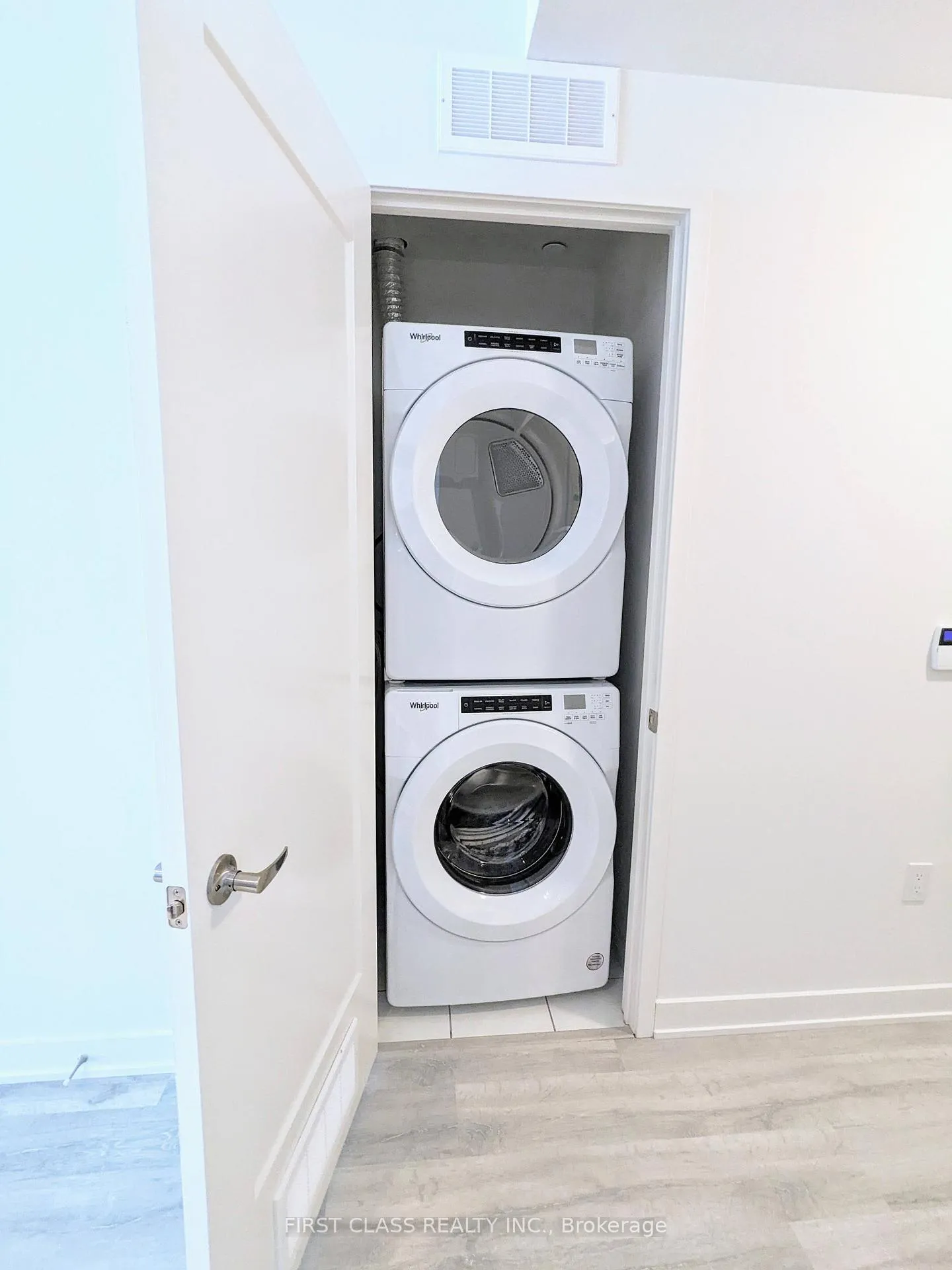 Photo 12 of Unit 2321, 135 Lower Sherbourne Street, Toronto, Waterfront Communities — HOMEH