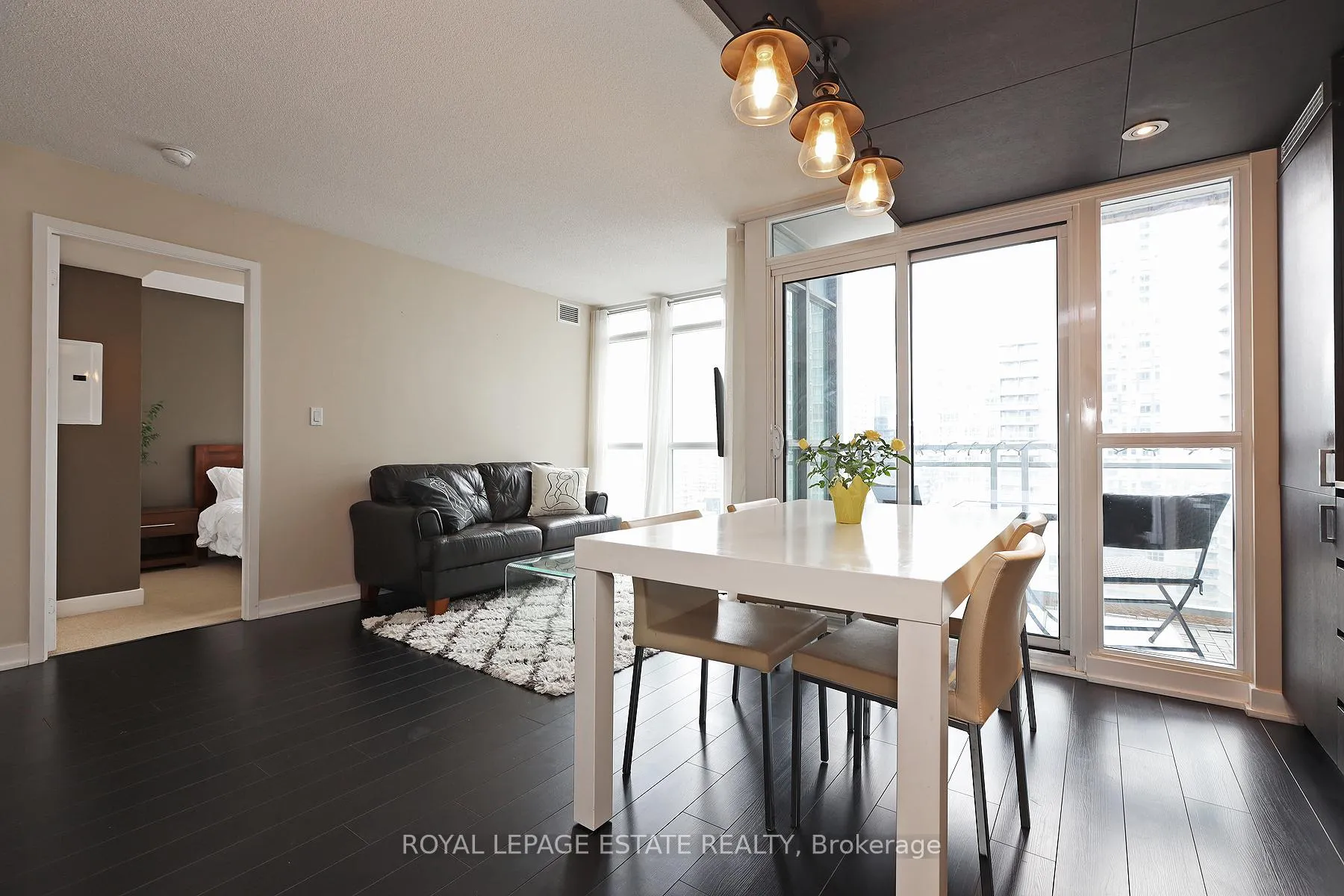 Front of Unit 1701, 10 Capreol Court