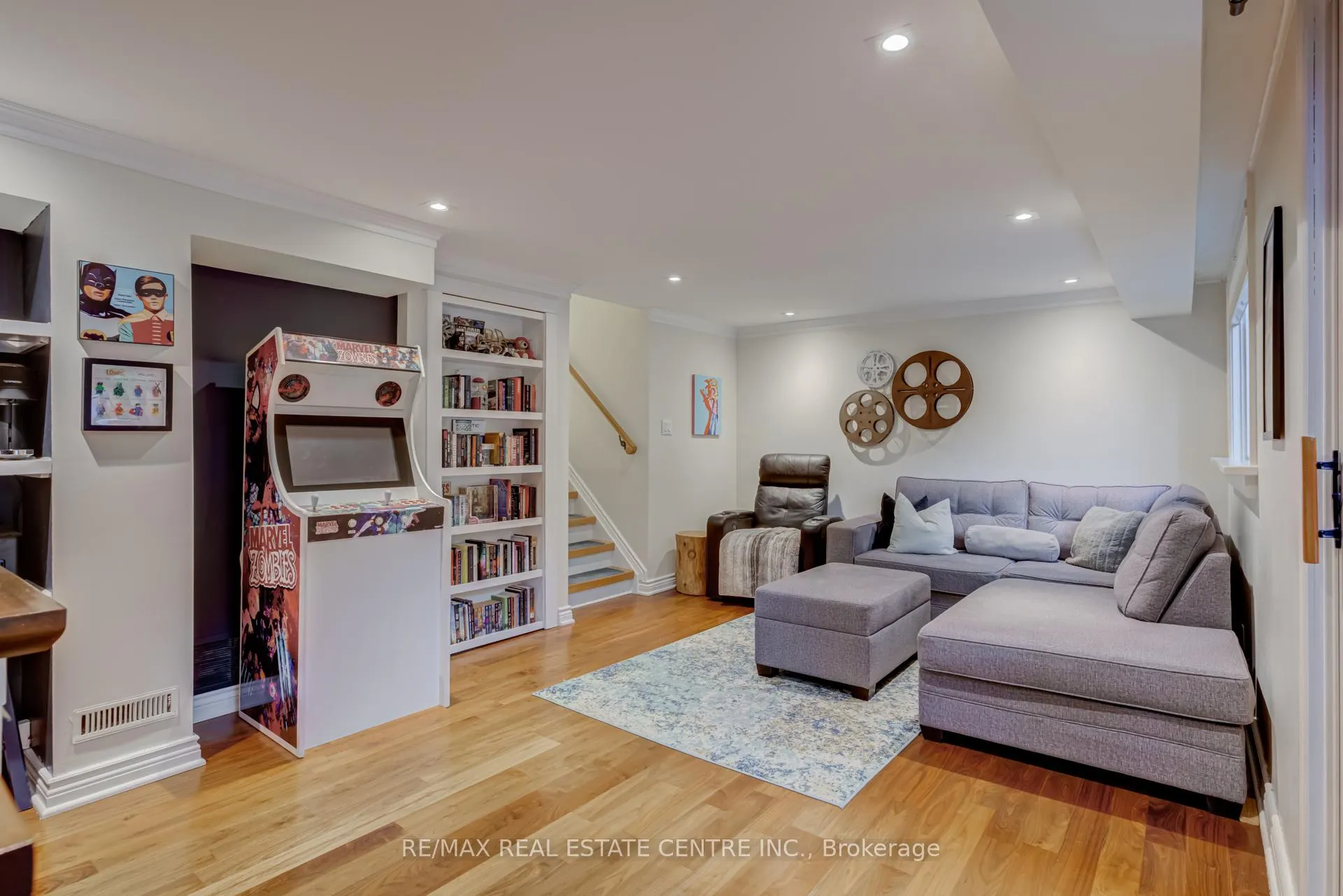 Photo 28 of 888 Sweetwater Crescent, Mississauga, Lorne Park — HOMEH