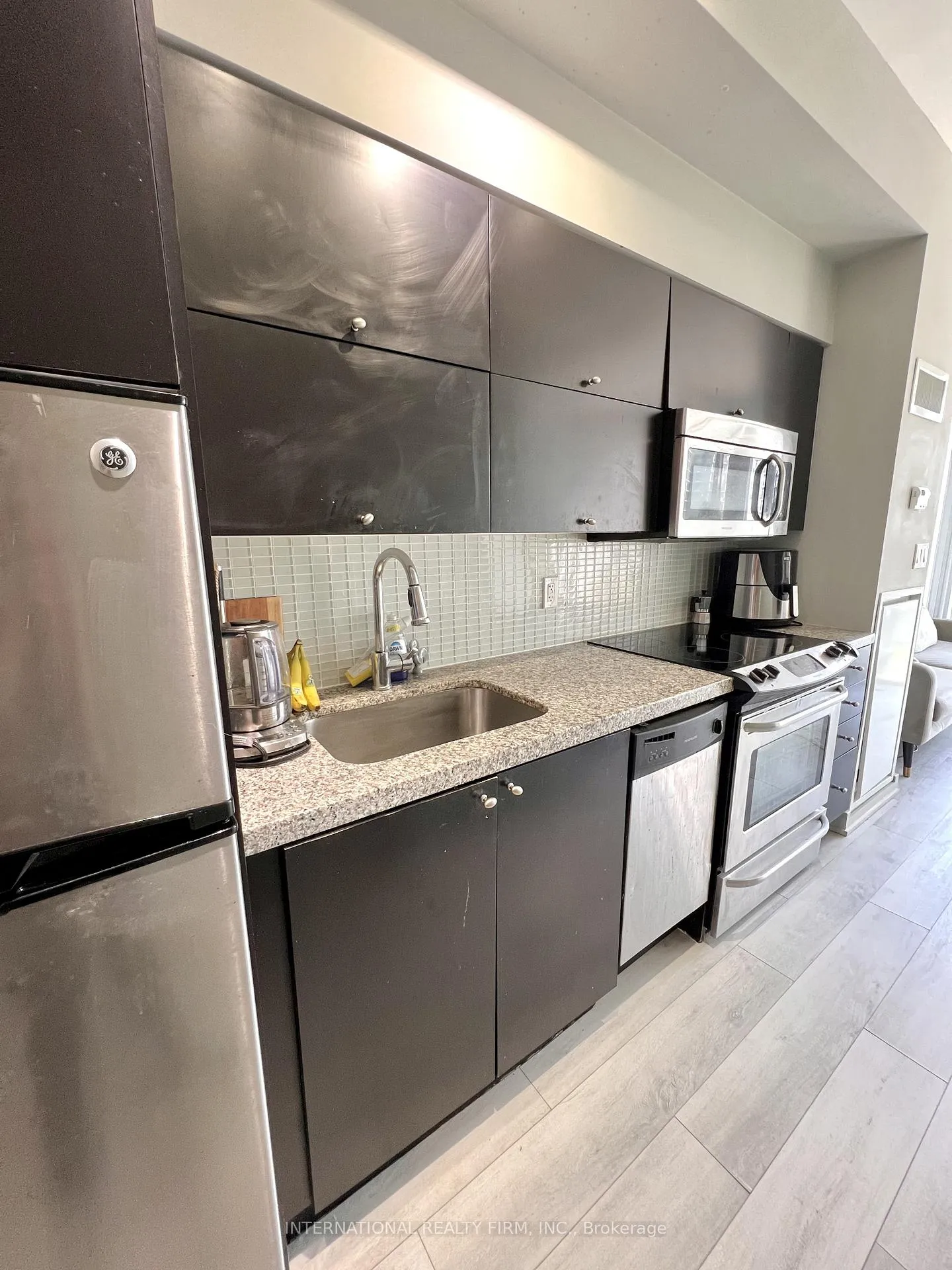 Photo 8 of Unit 2302, 126 Simcoe Street, Toronto, Waterfront Communities — HOMEH