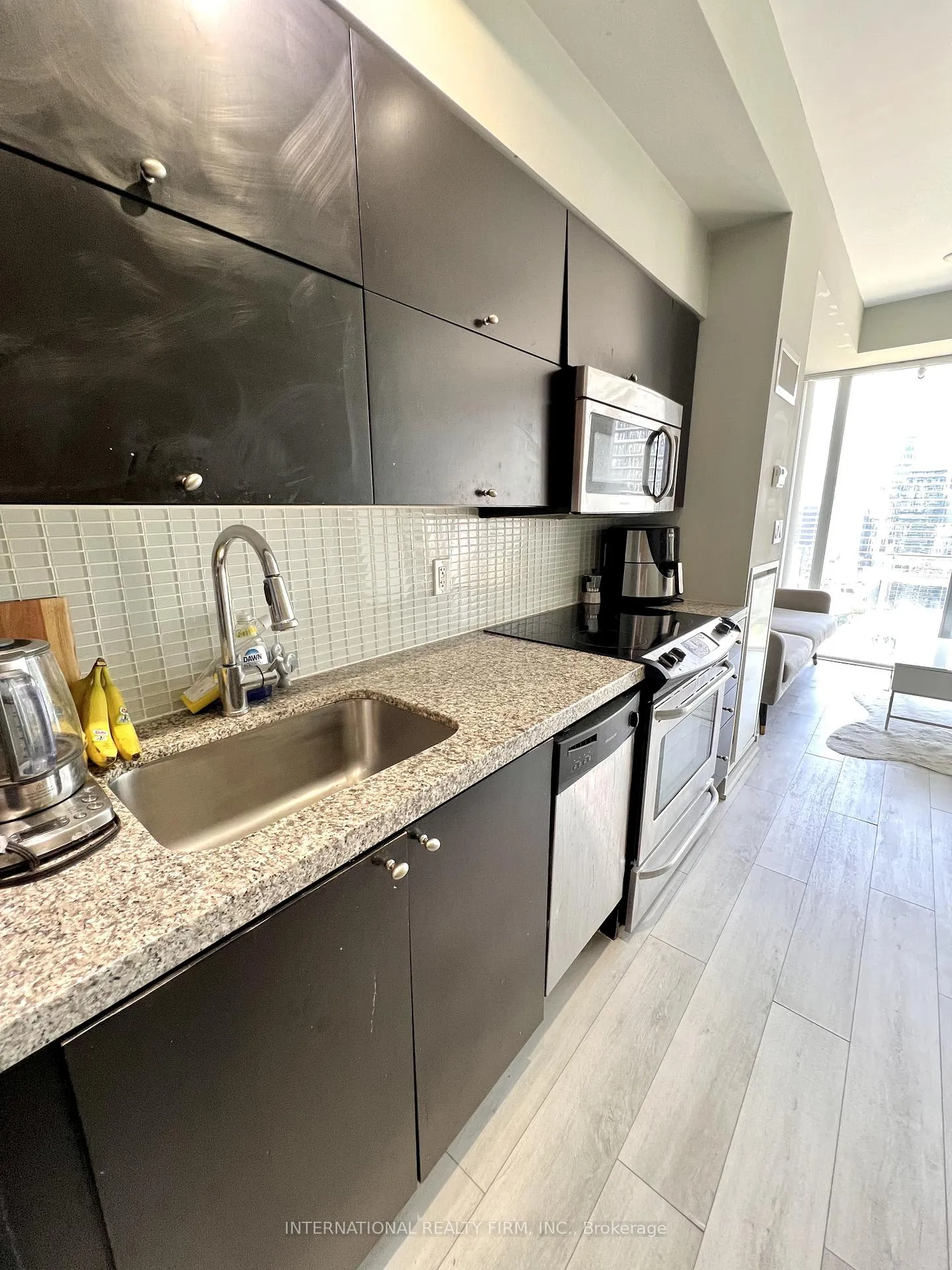 Photo 9 of Unit 2302, 126 Simcoe Street, Toronto, Waterfront Communities — HOMEH