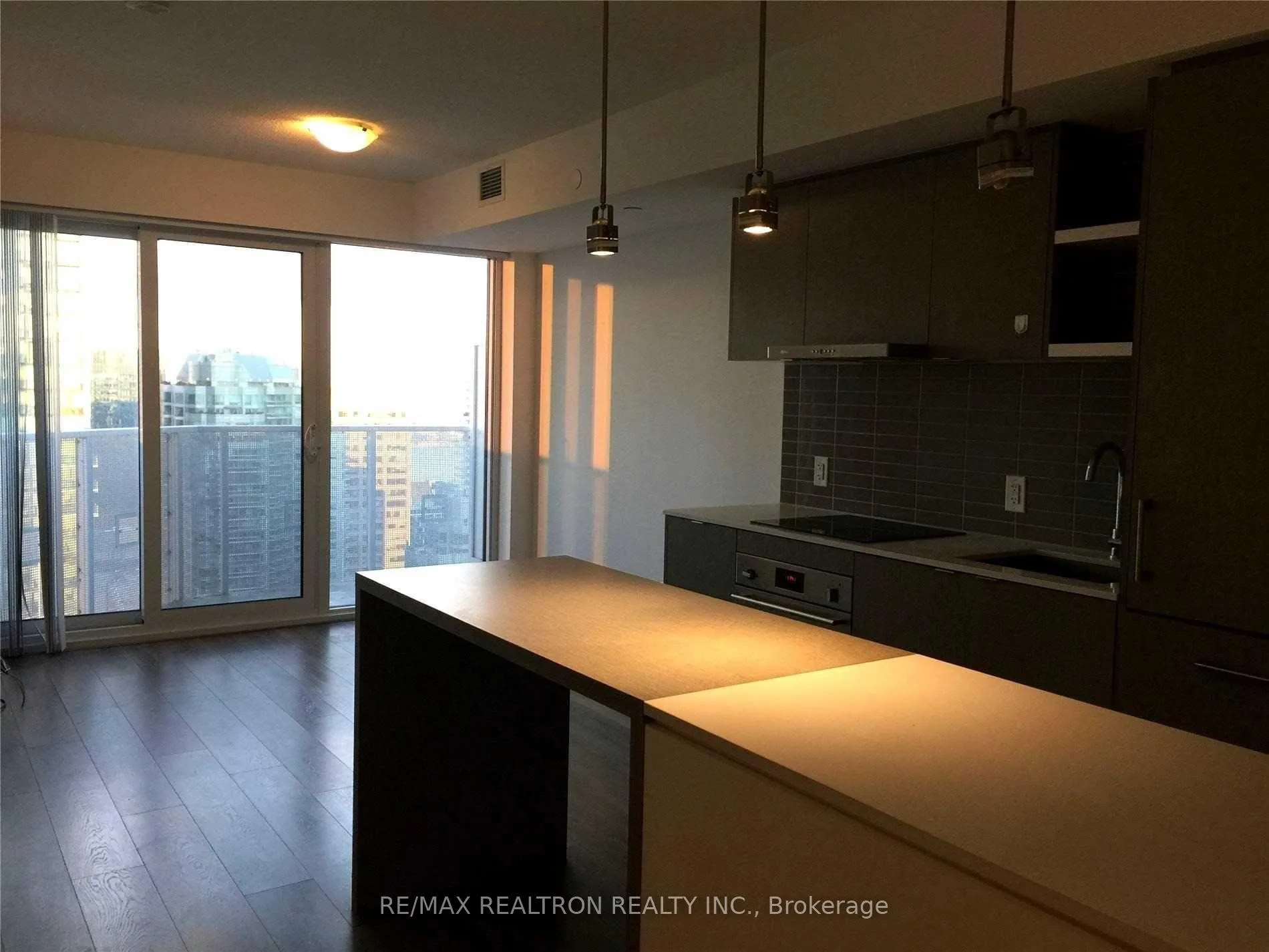 Photo 2 of Unit 3505, 88 Harbour Street, Toronto, Waterfront Communities — HOMEH