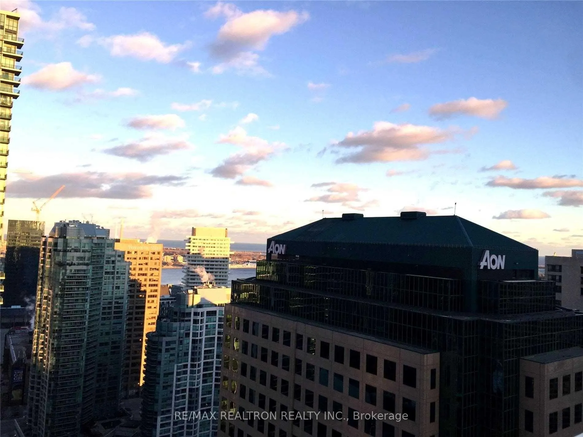 Photo 14 of Unit 3505, 88 Harbour Street, Toronto, Waterfront Communities — HOMEH