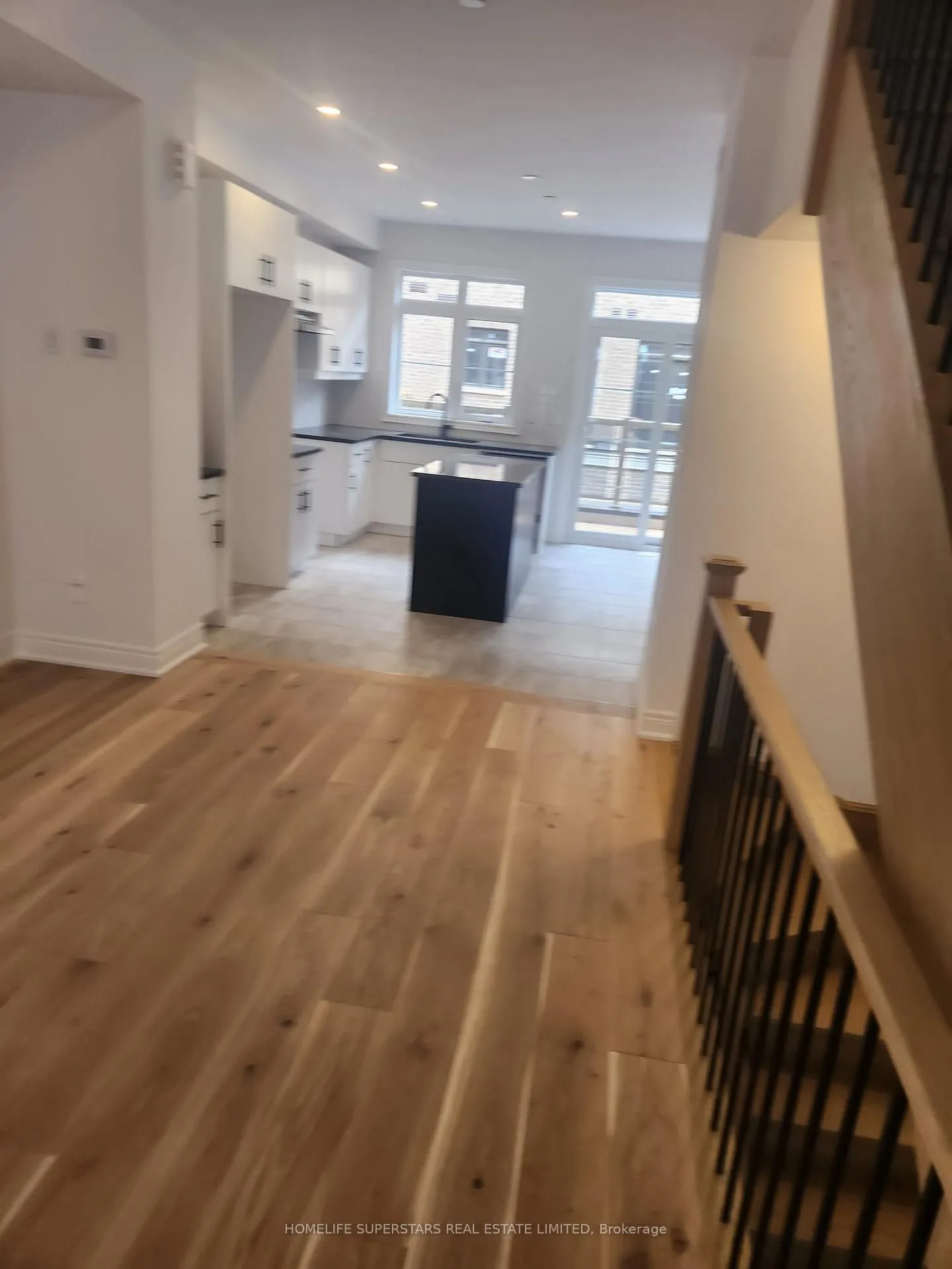 Photo 9 of Unit 31, 280 Melody Common E, Oakville, River Oaks — HOMEH