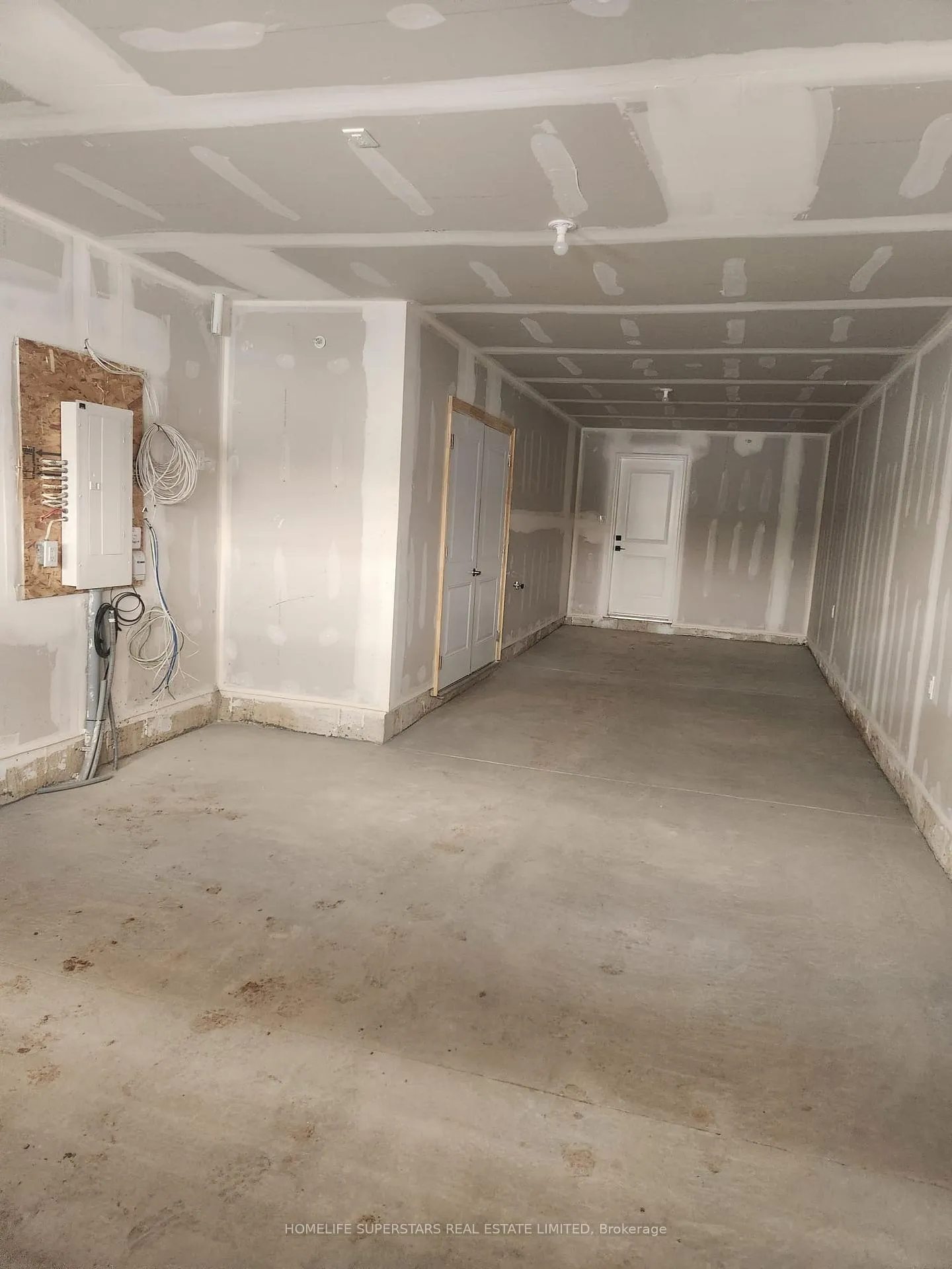 Photo 32 of Unit 31, 280 Melody Common E, Oakville, River Oaks — HOMEH