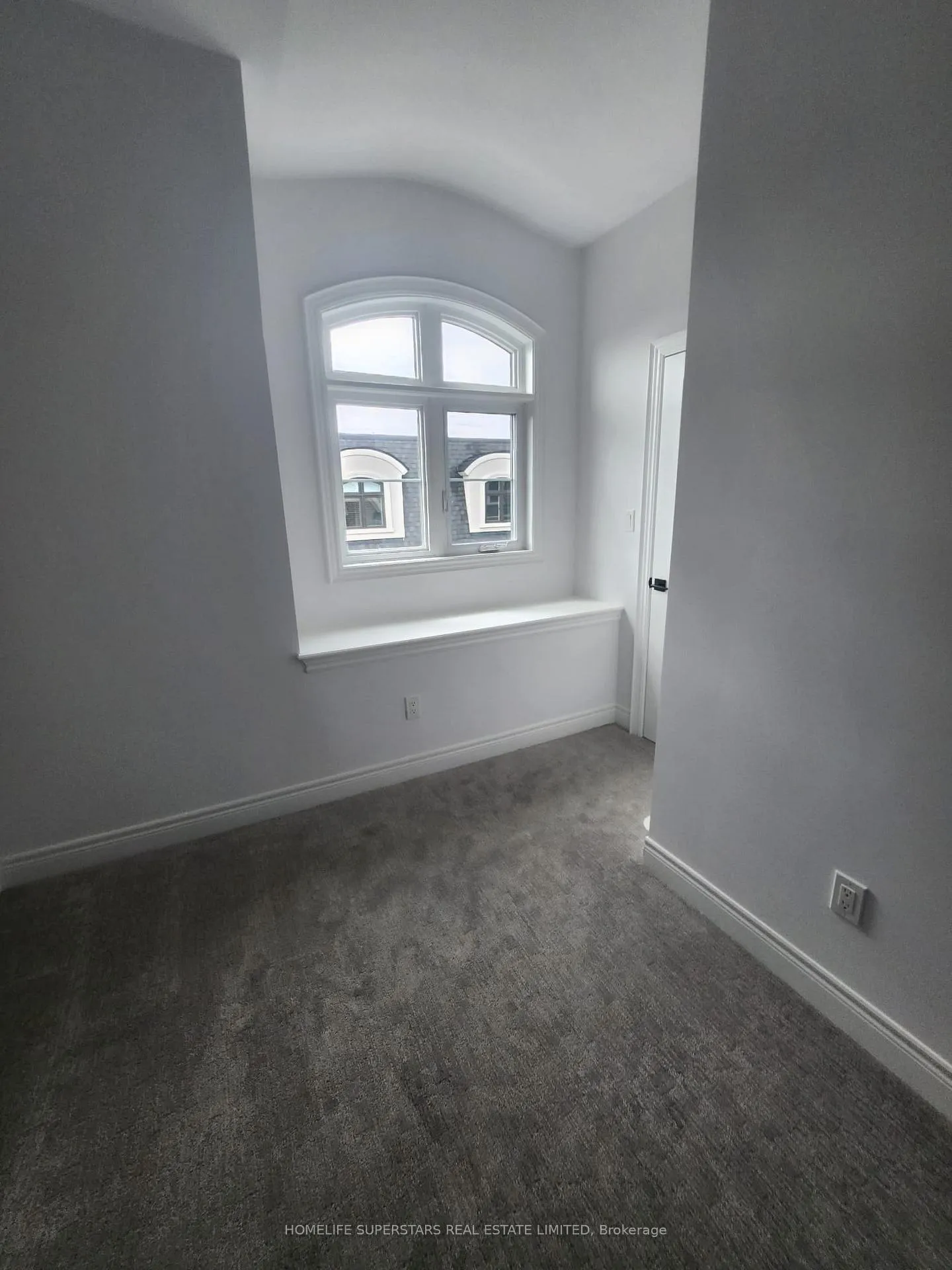 Photo 36 of Unit 31, 280 Melody Common E, Oakville, River Oaks — HOMEH