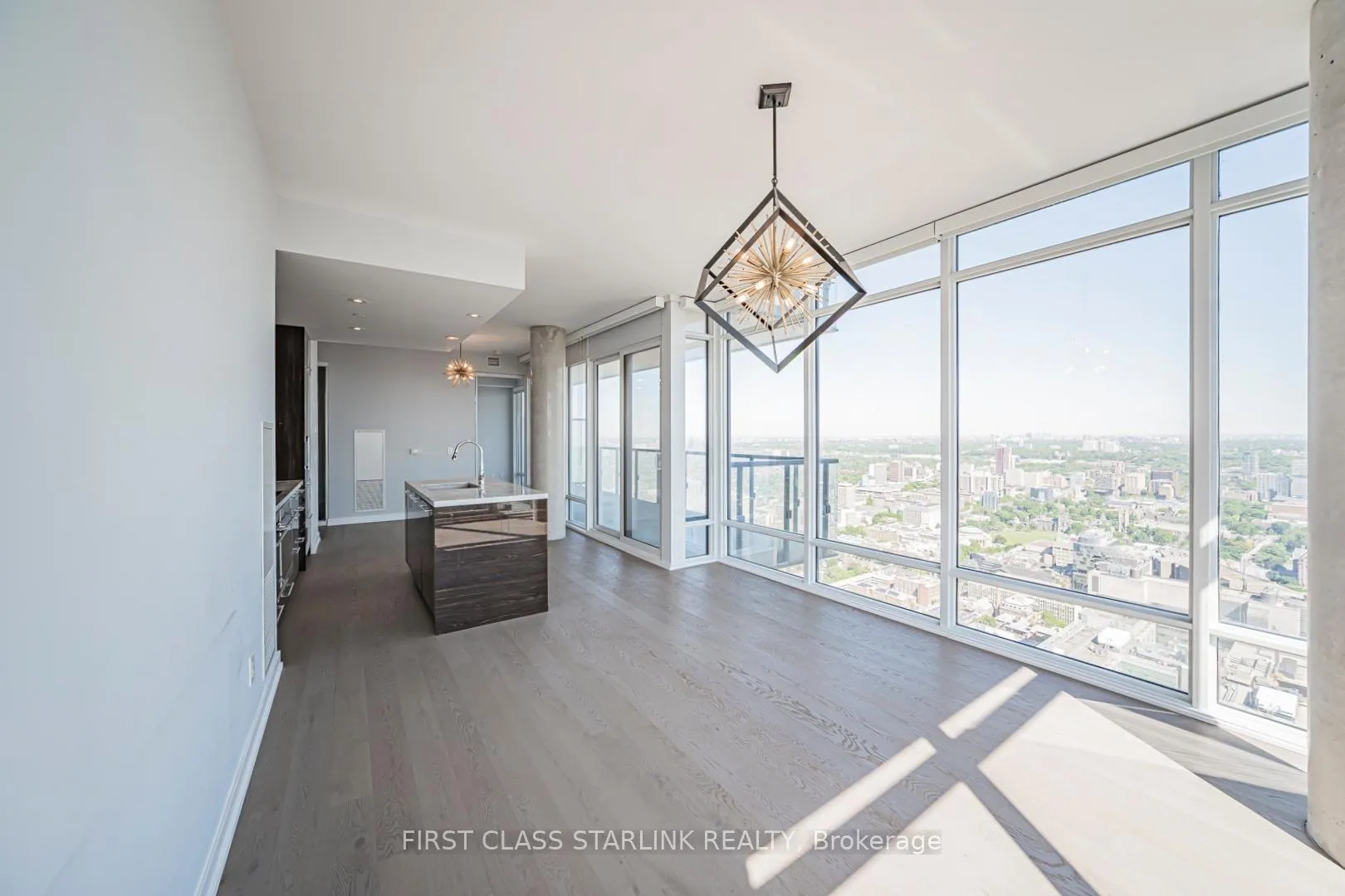 Photo 6 of Unit 4802, 488 University Avenue, Toronto, Bay Street Corridor — HOMEH