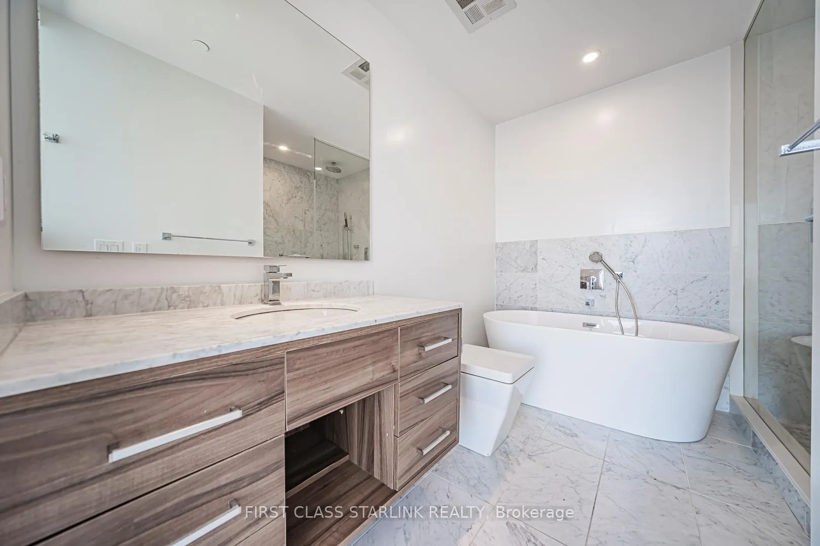 Photo 11 of Unit 4802, 488 University Avenue, Toronto, Bay Street Corridor — HOMEH
