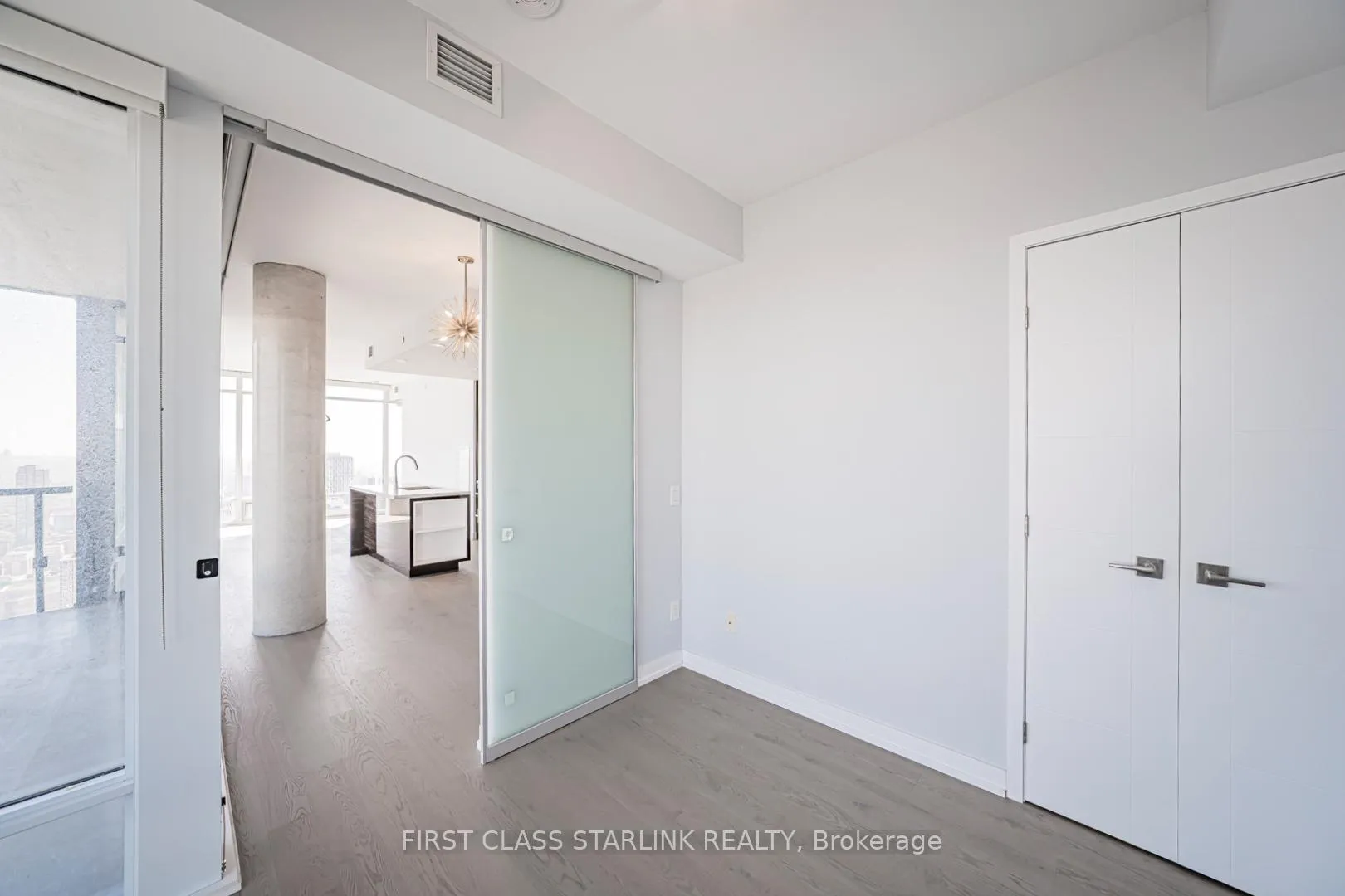 Photo 14 of Unit 4802, 488 University Avenue, Toronto, Bay Street Corridor — HOMEH