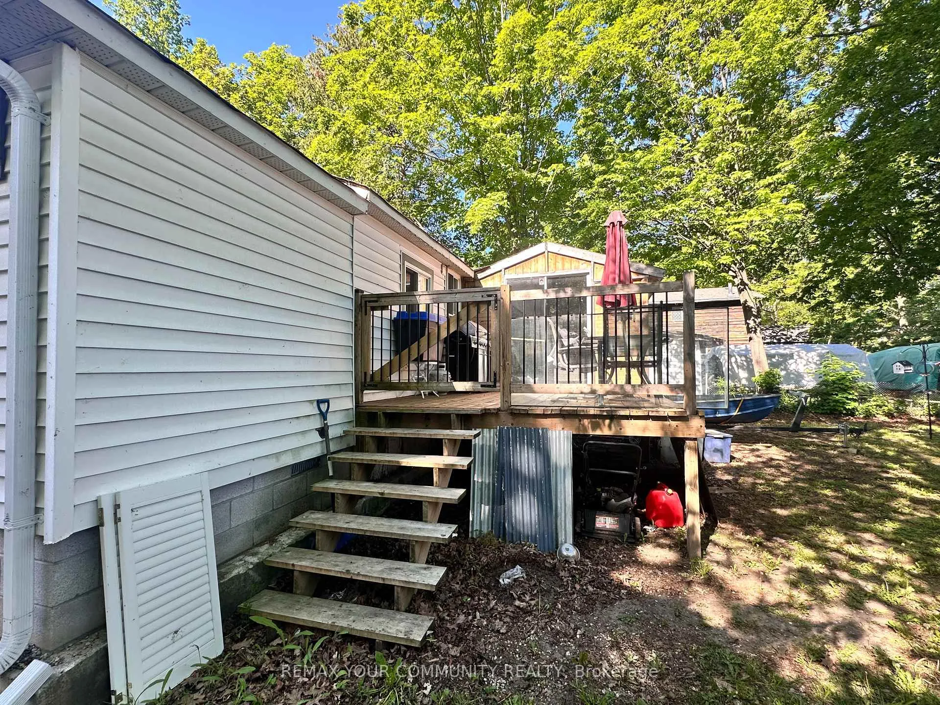 Photo 17 of 1002 Lake Drive E, Georgina, Sutton & Jackson's Point — HOMEH