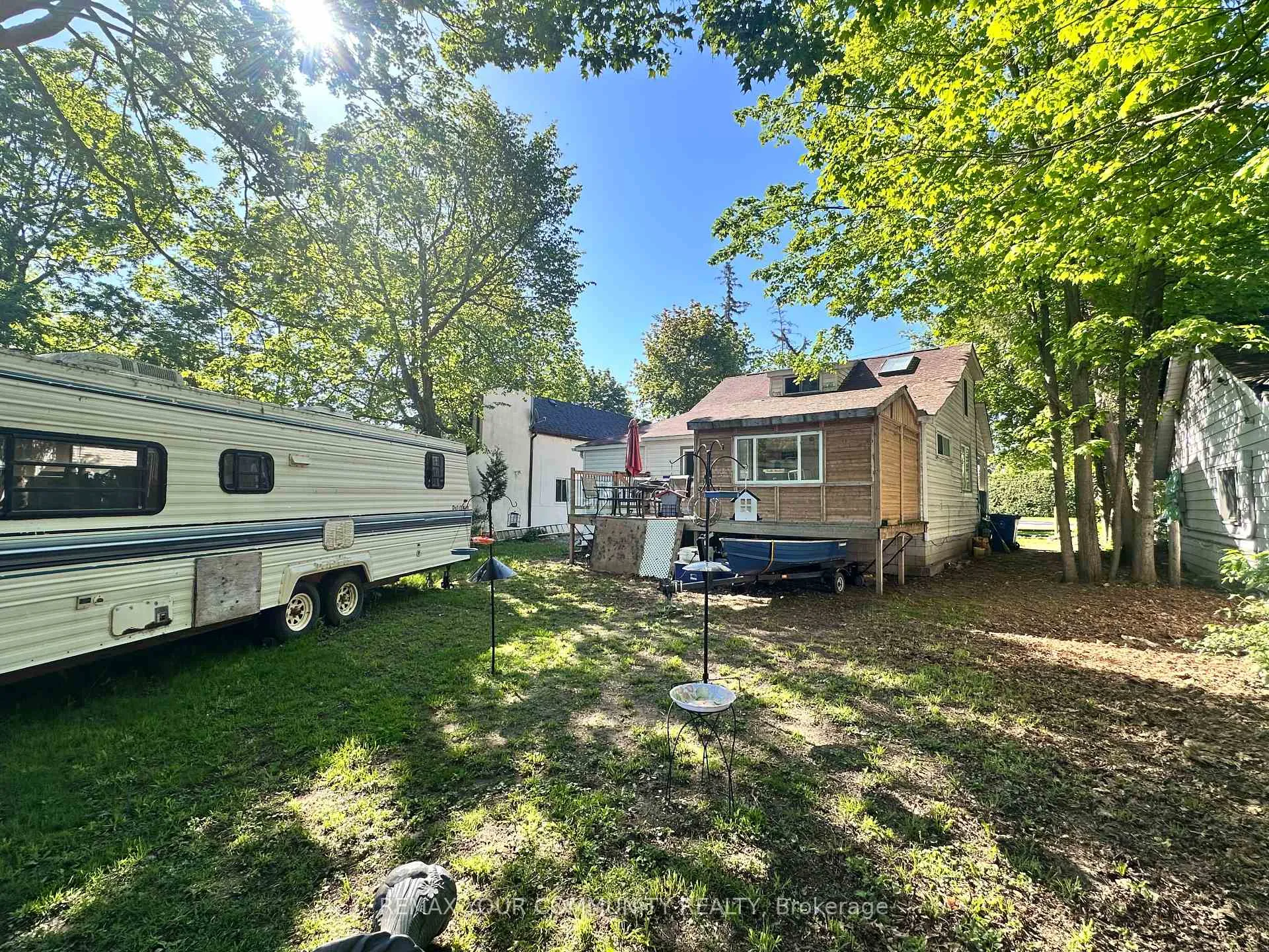 Photo 20 of 1002 Lake Drive E, Georgina, Sutton & Jackson's Point — HOMEH