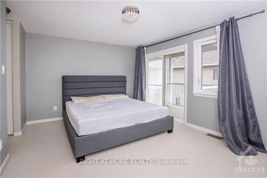 Photo 15 of 106 Windswept Private, Ottawa, Riverside South/Gloucester Glen — HOMEH