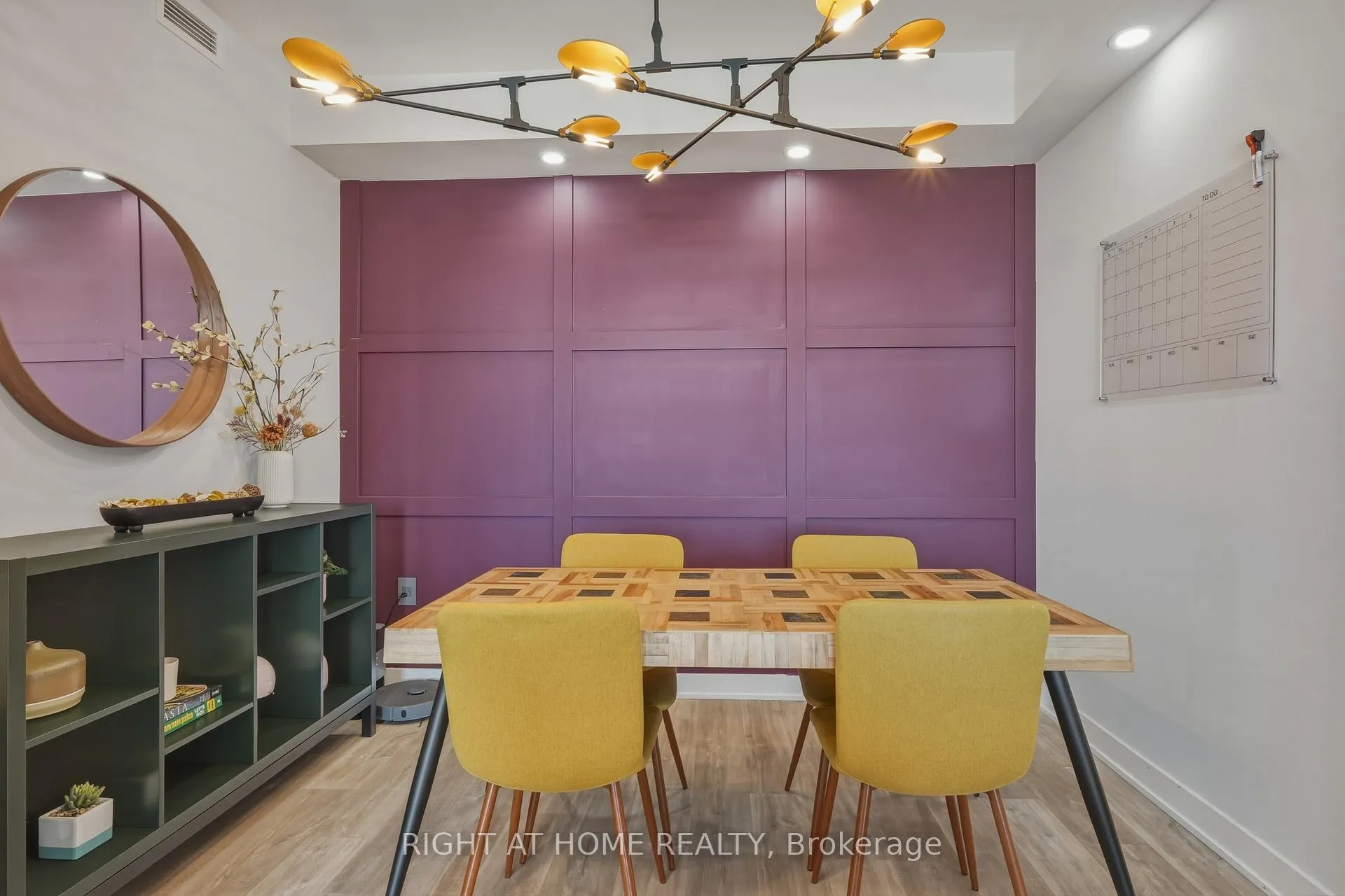Photo 9 of Unit 1701, 576 Front Street W, Toronto, Waterfront Communities — HOMEH
