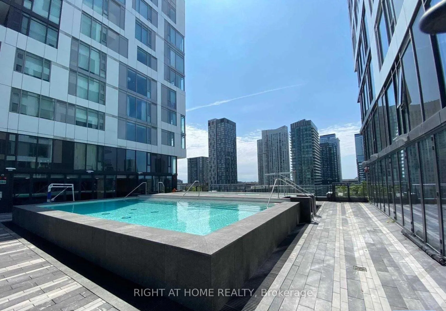 Photo 36 of Unit 1701, 576 Front Street W, Toronto, Waterfront Communities — HOMEH