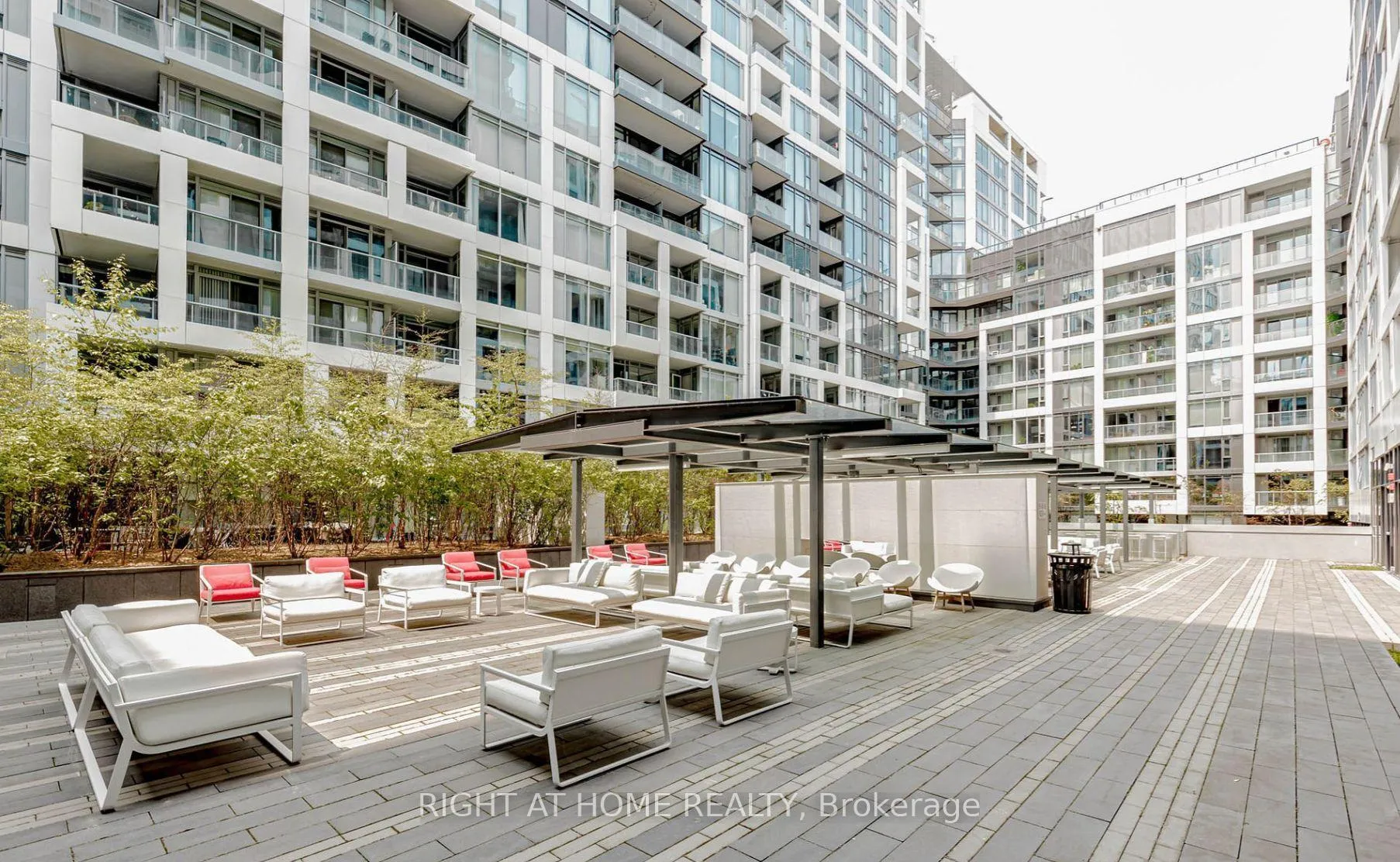 Photo 38 of Unit 1701, 576 Front Street W, Toronto, Waterfront Communities — HOMEH