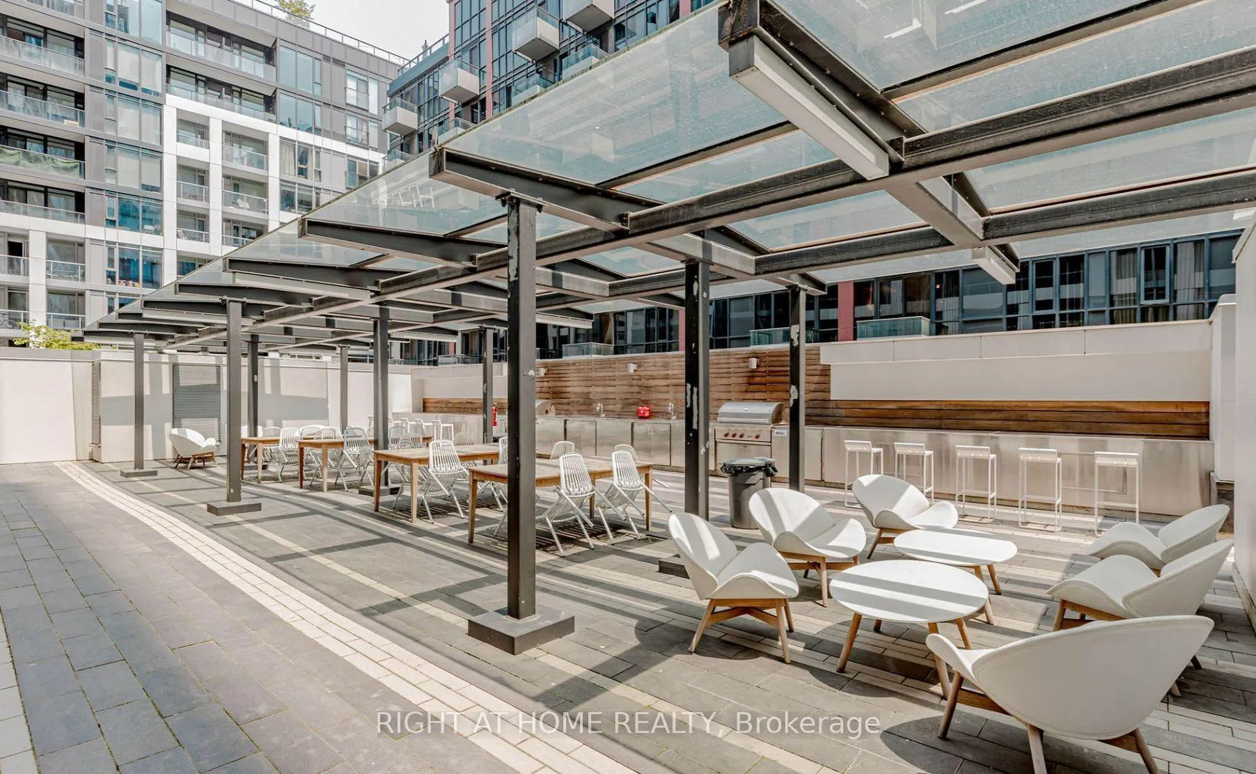 Photo 40 of Unit 1701, 576 Front Street W, Toronto, Waterfront Communities — HOMEH