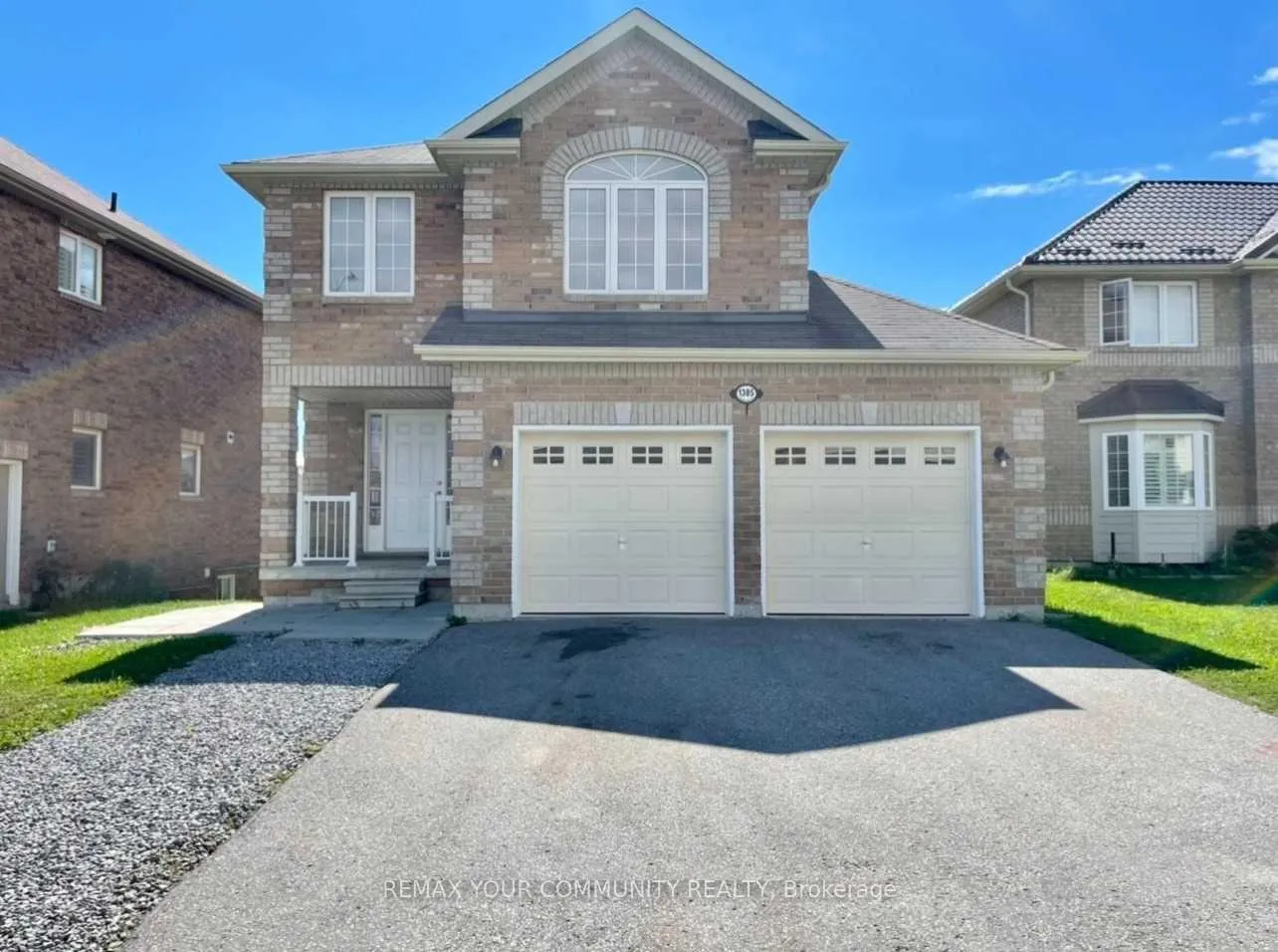 Photo 1 of 1385 Hunter (Main Flr) Street, Innisfil, Alcona — HOMEH