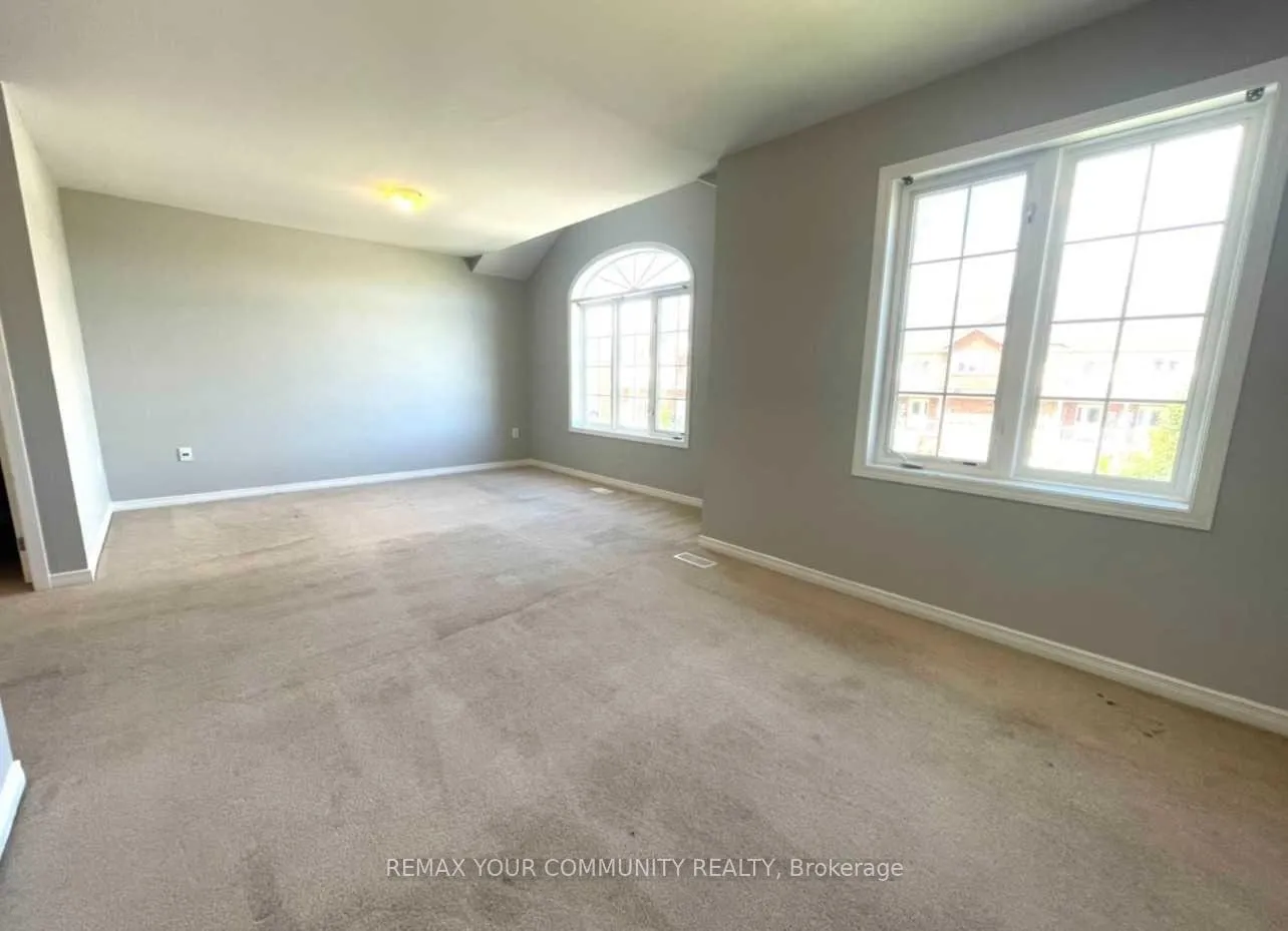 Photo 15 of 1385 Hunter (Main Flr) Street, Innisfil, Alcona — HOMEH