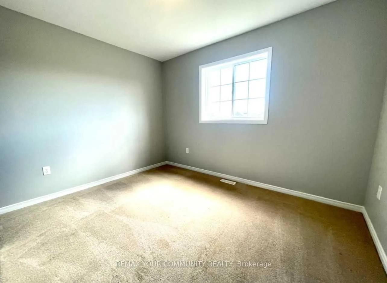 Photo 16 of 1385 Hunter (Main Flr) Street, Innisfil, Alcona — HOMEH
