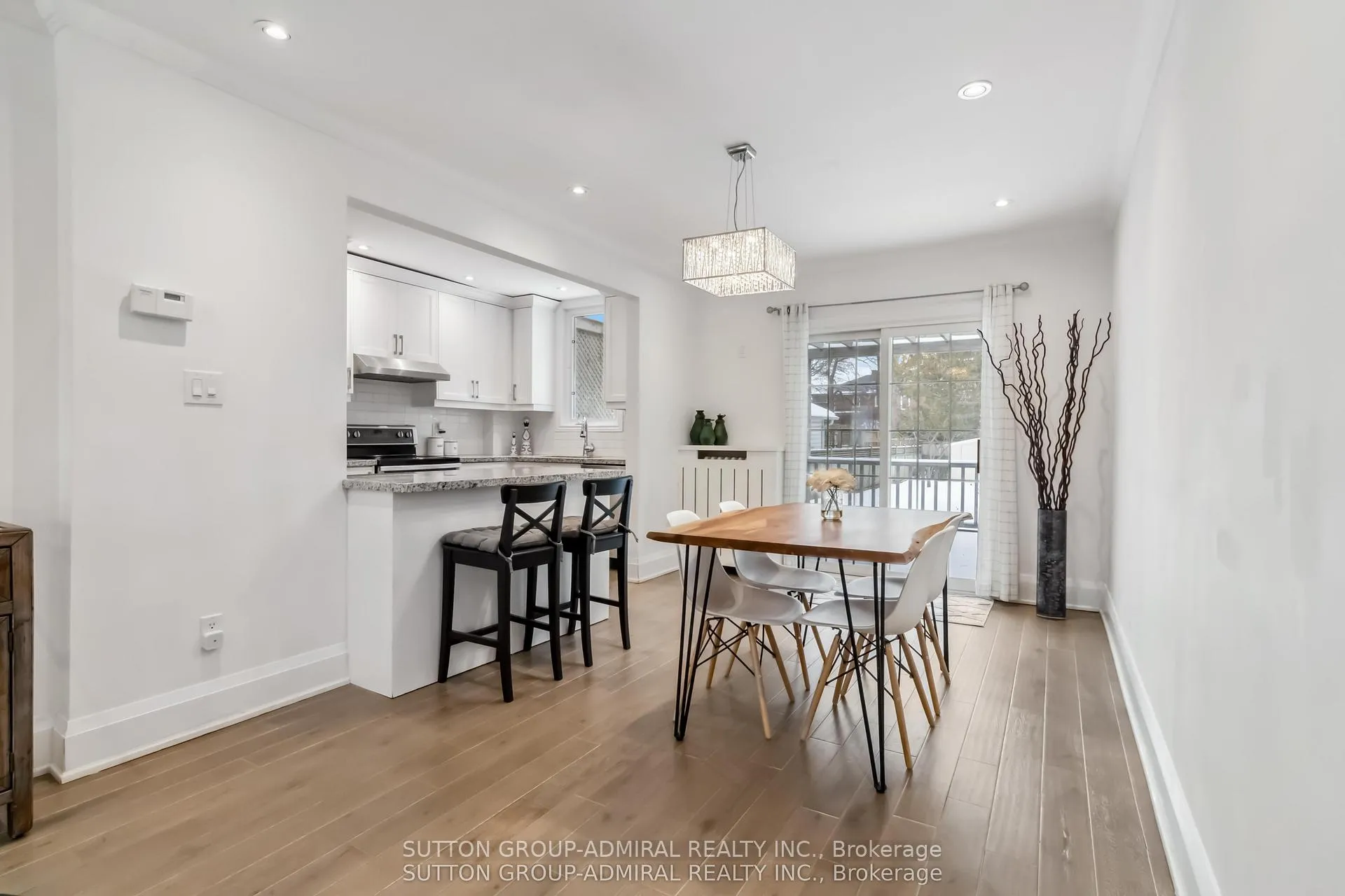 Photo 11 of 326 St Germain Avenue, Toronto, Lawrence Park North — HOMEH