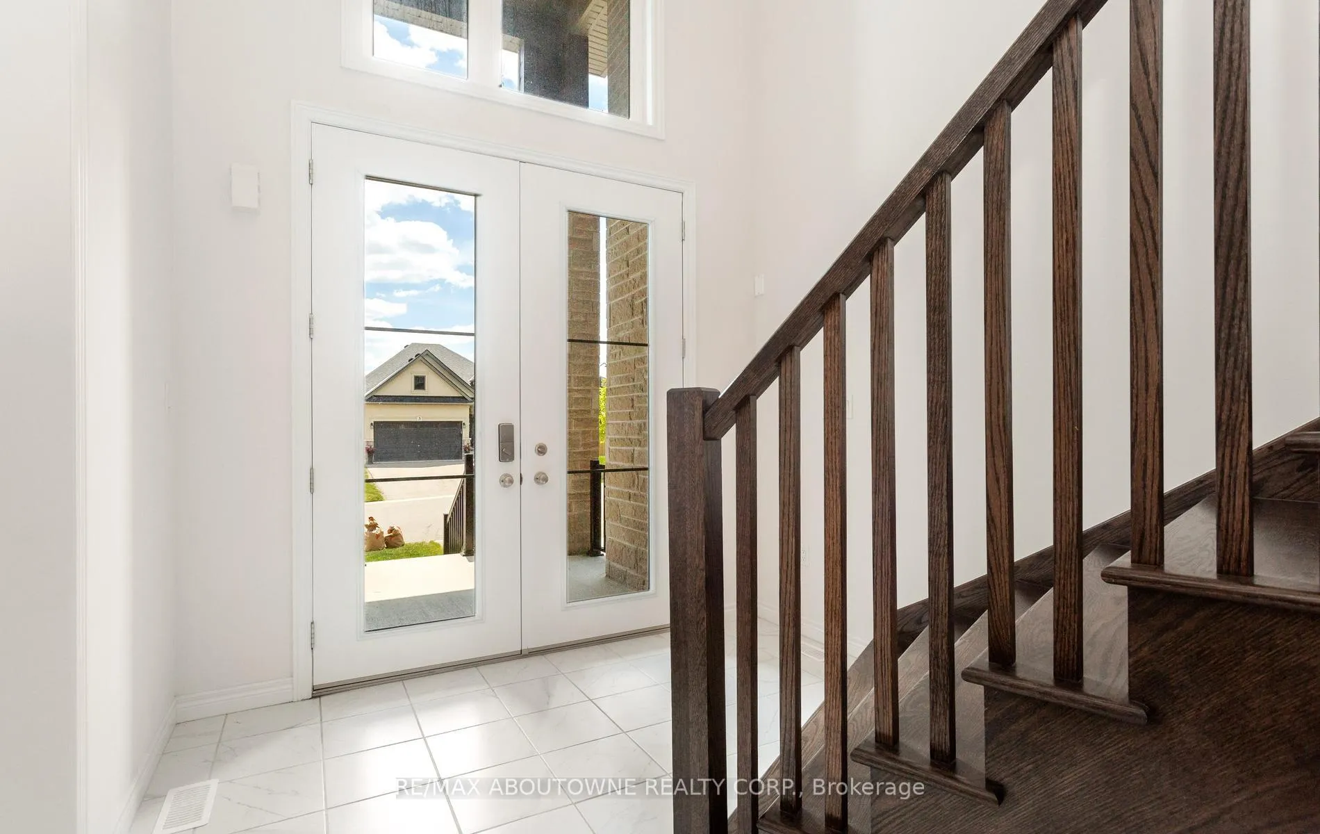 Photo 4 of 10 Mcgovern Lane, Brant, Paris — HOMEH