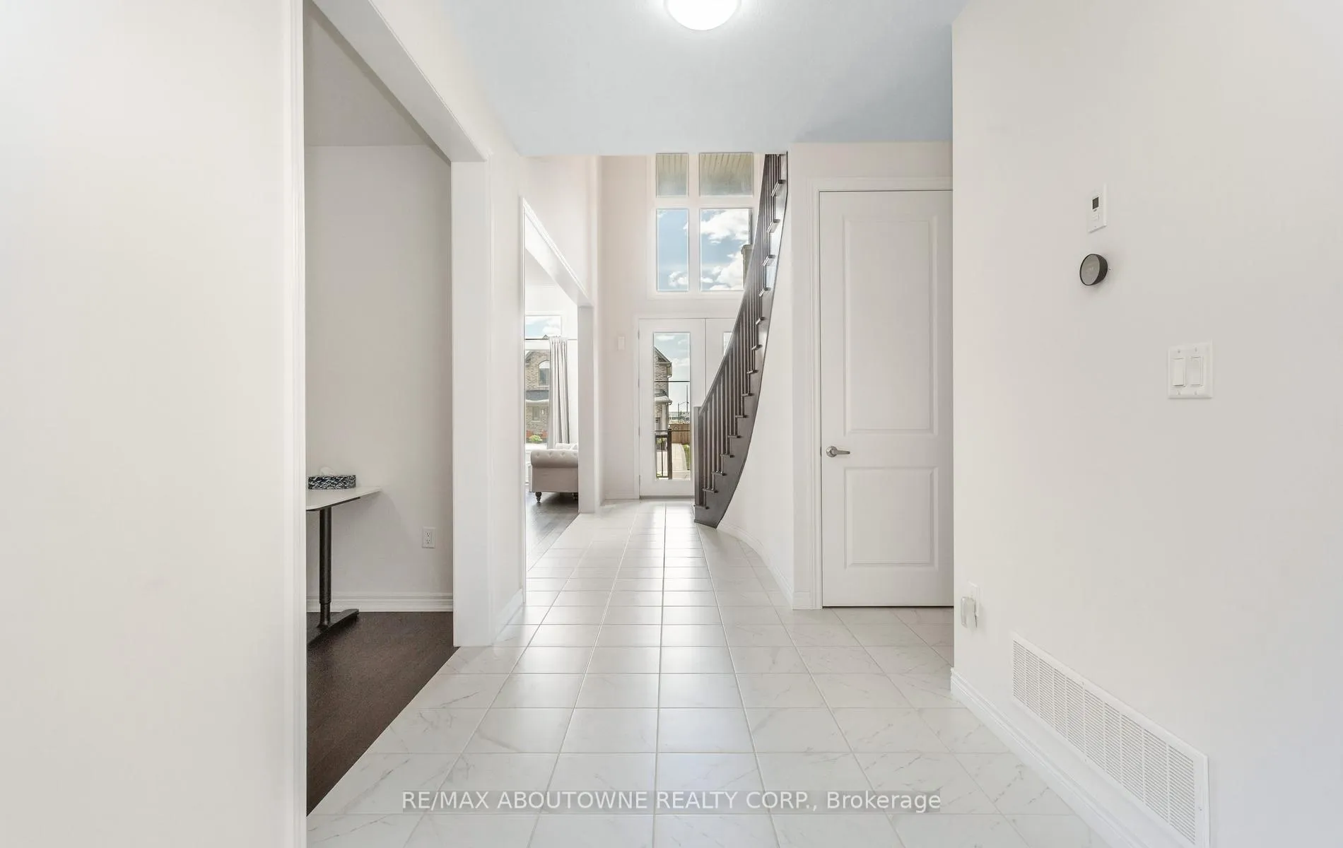 Photo 5 of 10 Mcgovern Lane, Brant, Paris — HOMEH