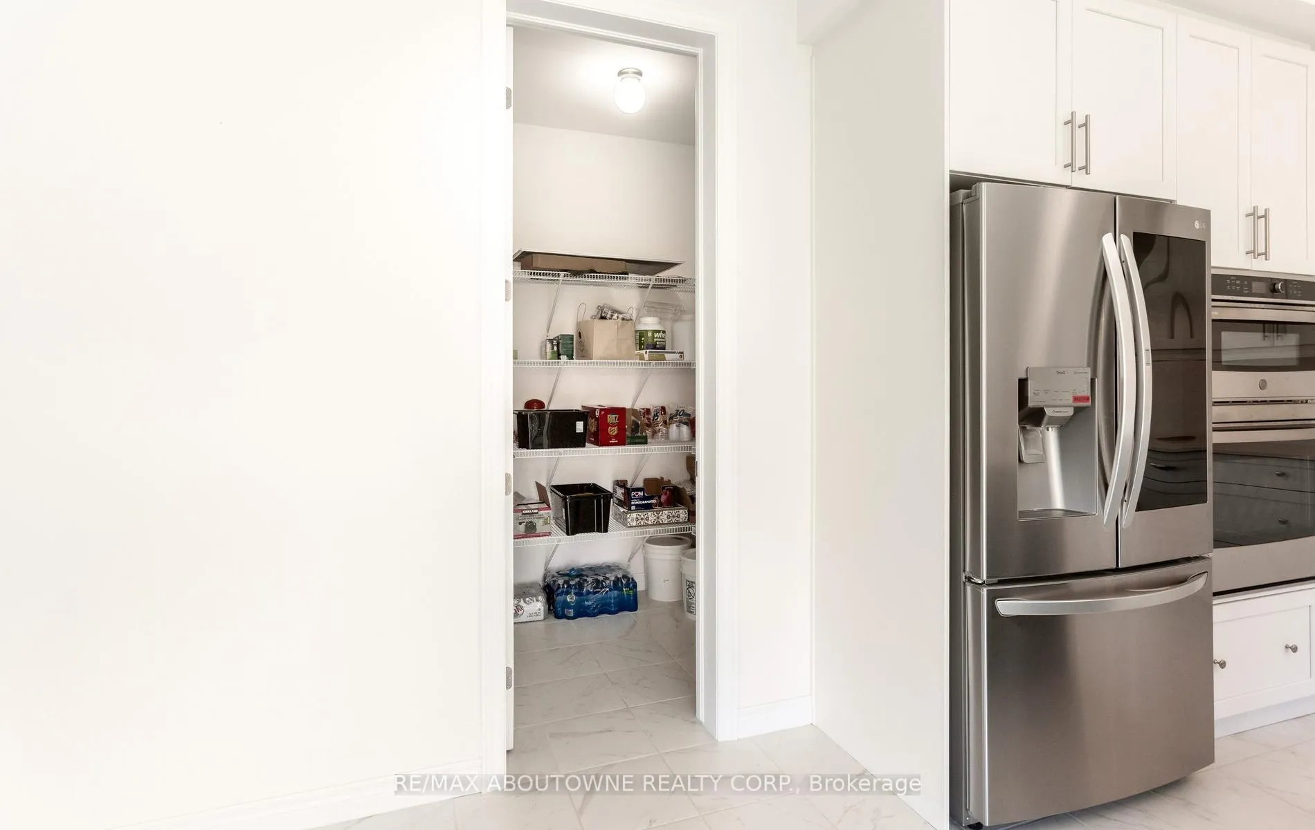 Photo 16 of 10 Mcgovern Lane, Brant, Paris — HOMEH
