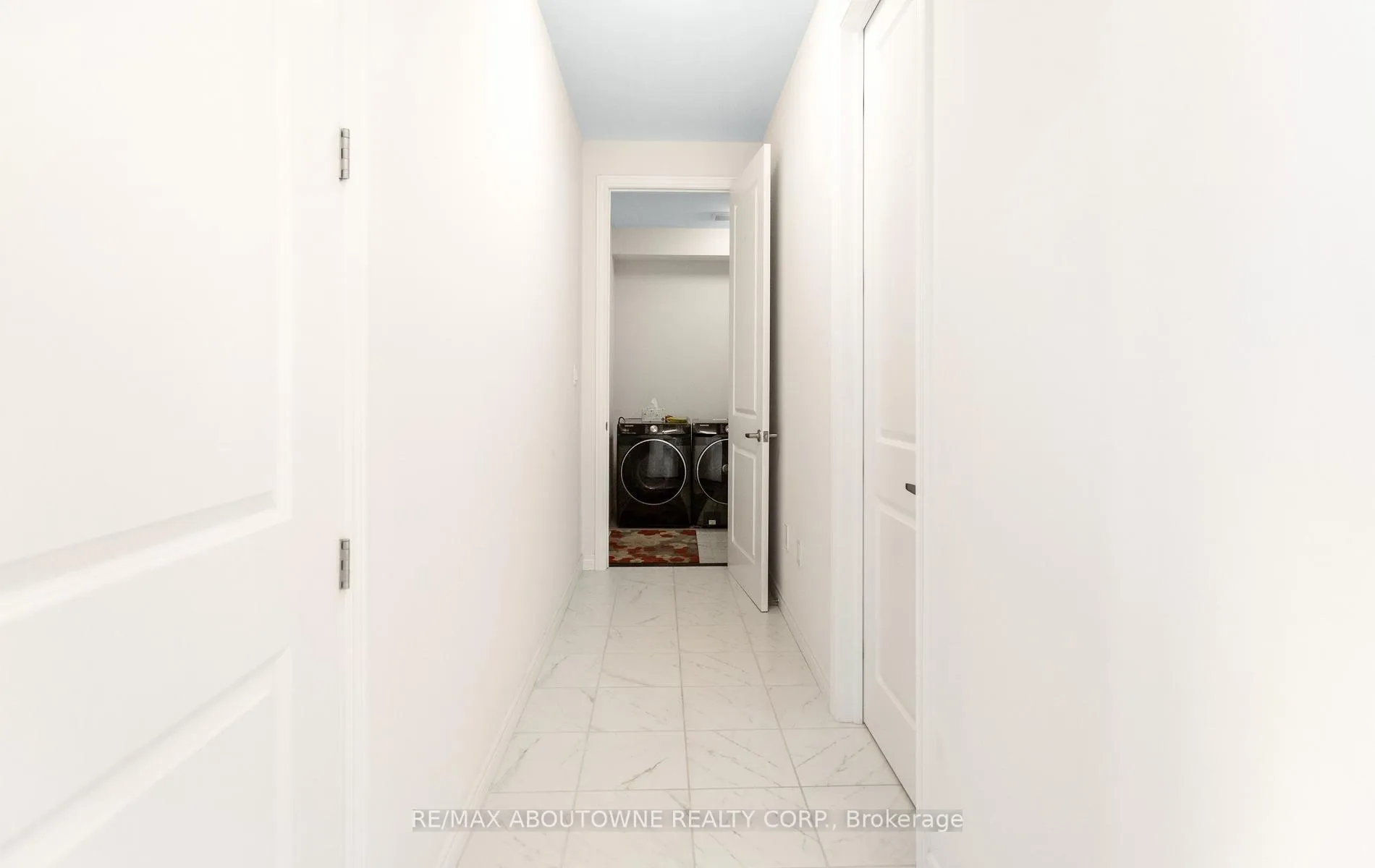 Photo 20 of 10 Mcgovern Lane, Brant, Paris — HOMEH