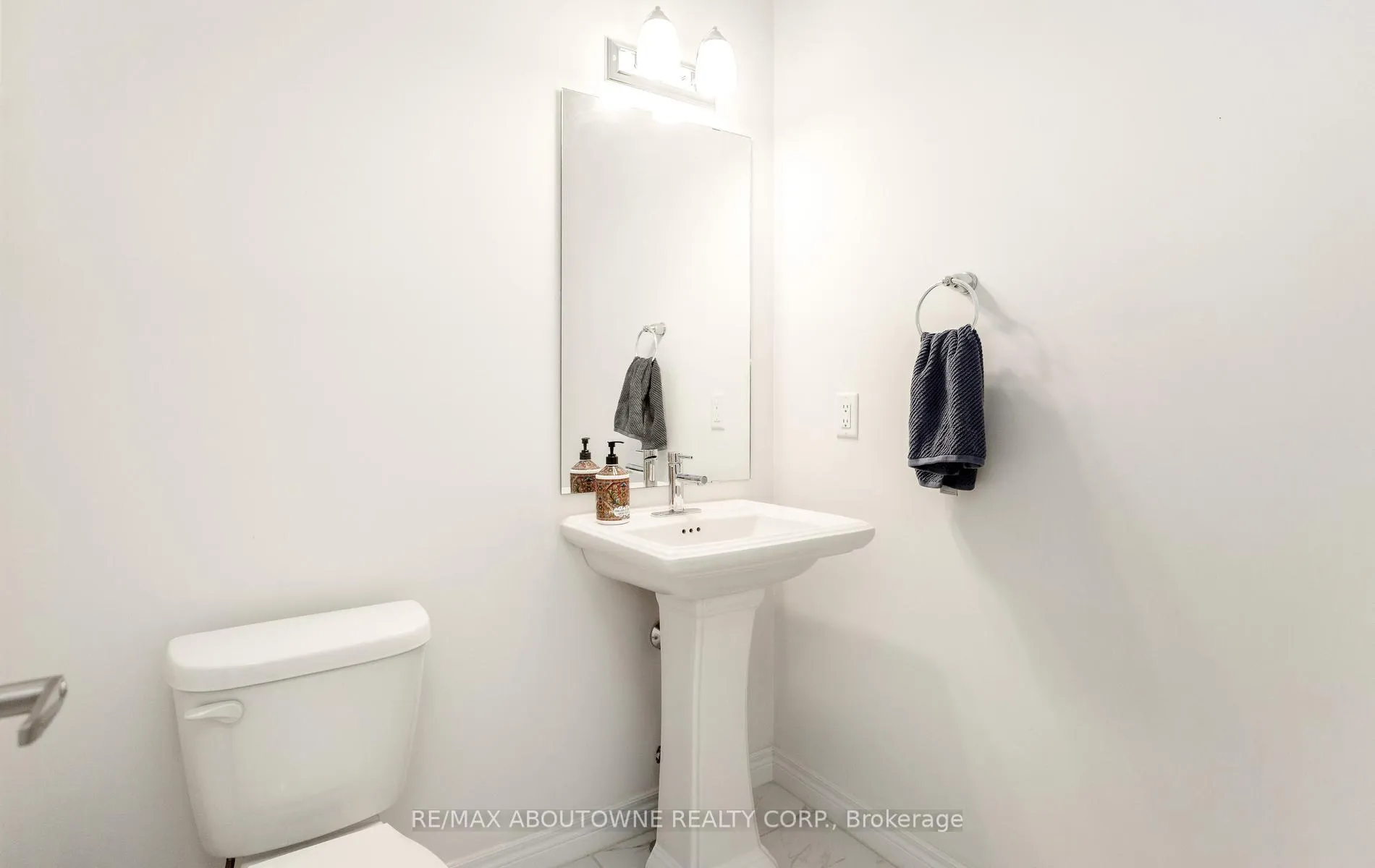 Photo 21 of 10 Mcgovern Lane, Brant, Paris — HOMEH