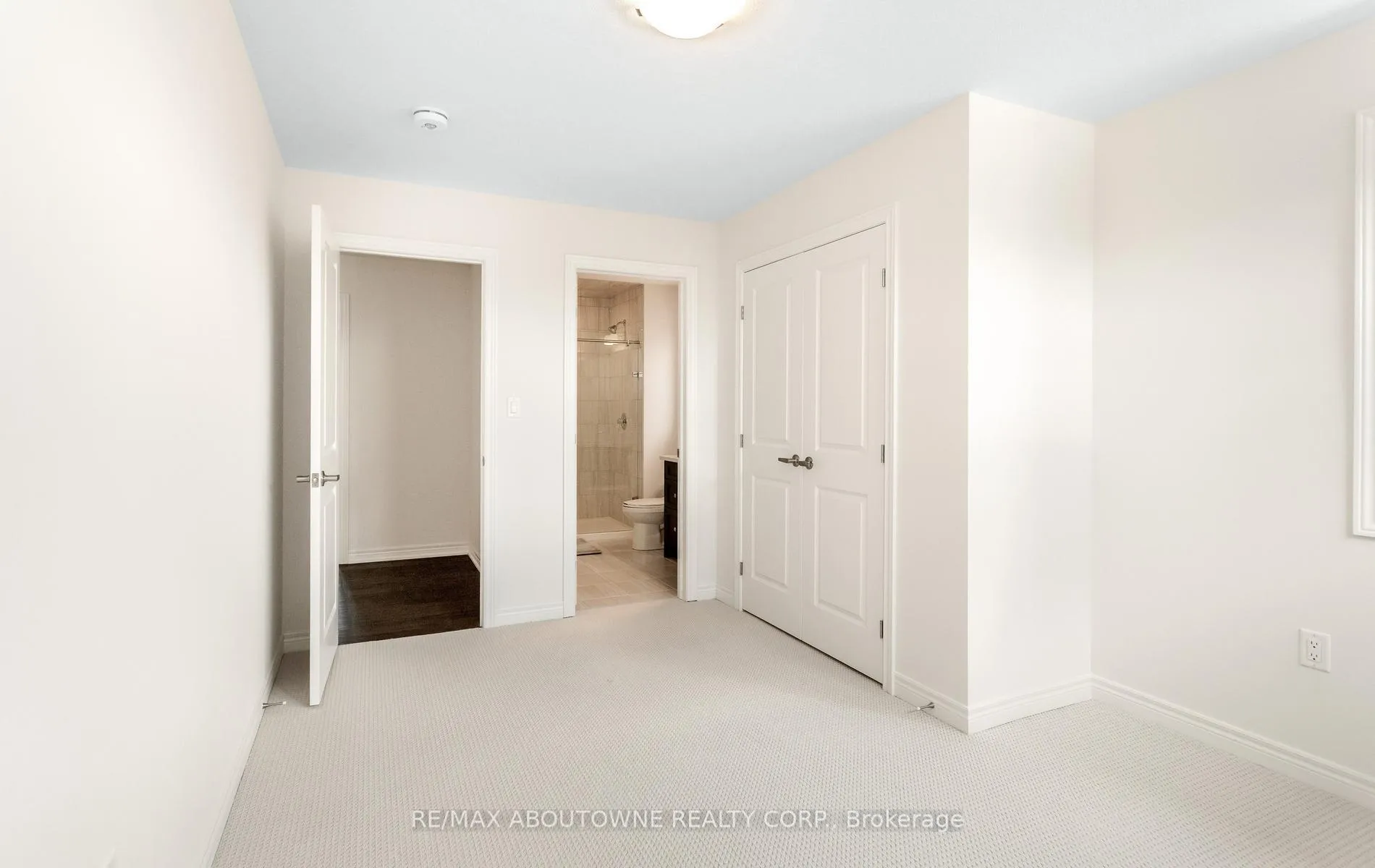 Photo 32 of 10 Mcgovern Lane, Brant, Paris — HOMEH