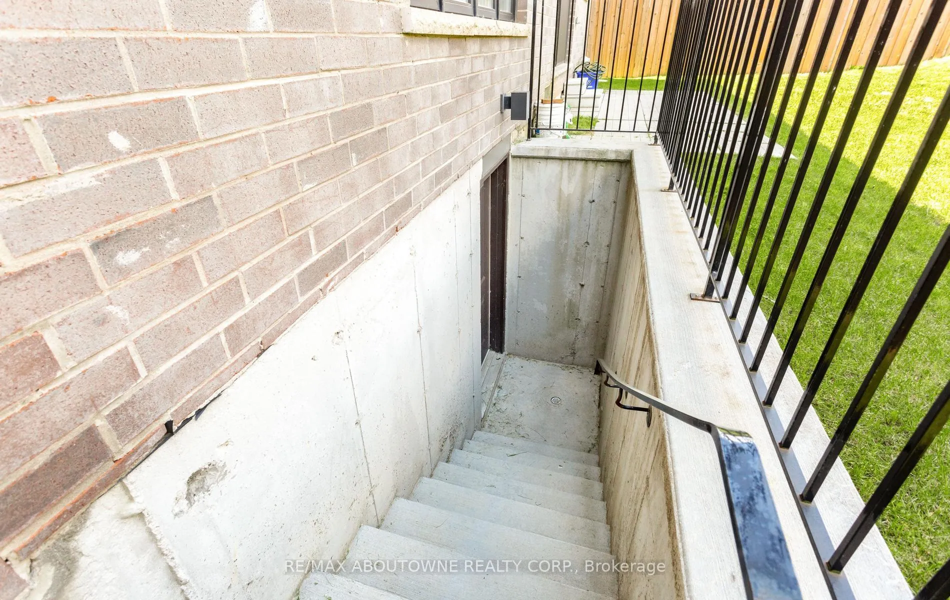 Photo 42 of 10 Mcgovern Lane, Brant, Paris — HOMEH