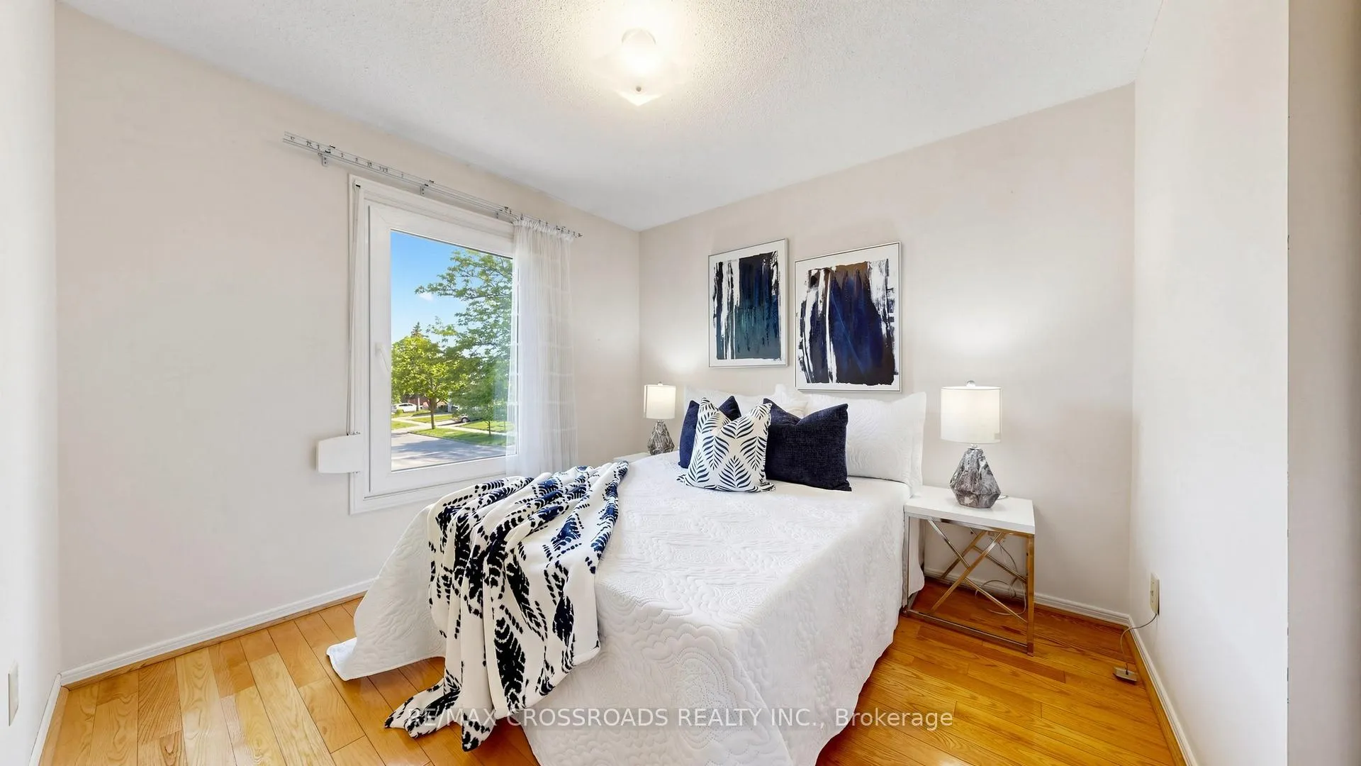 Photo 22 of 140 Goldhawk Trail, Scarborough, Milliken — HOMEH