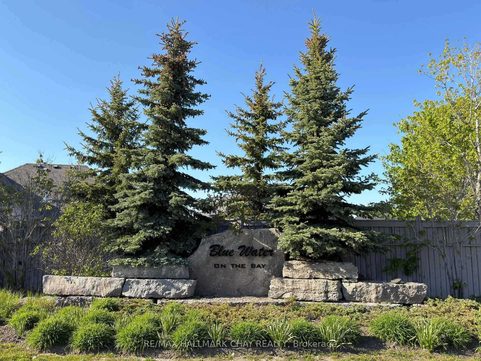Photo 29 of 19 Starboard Circle, Wasaga Beach — HOMEH