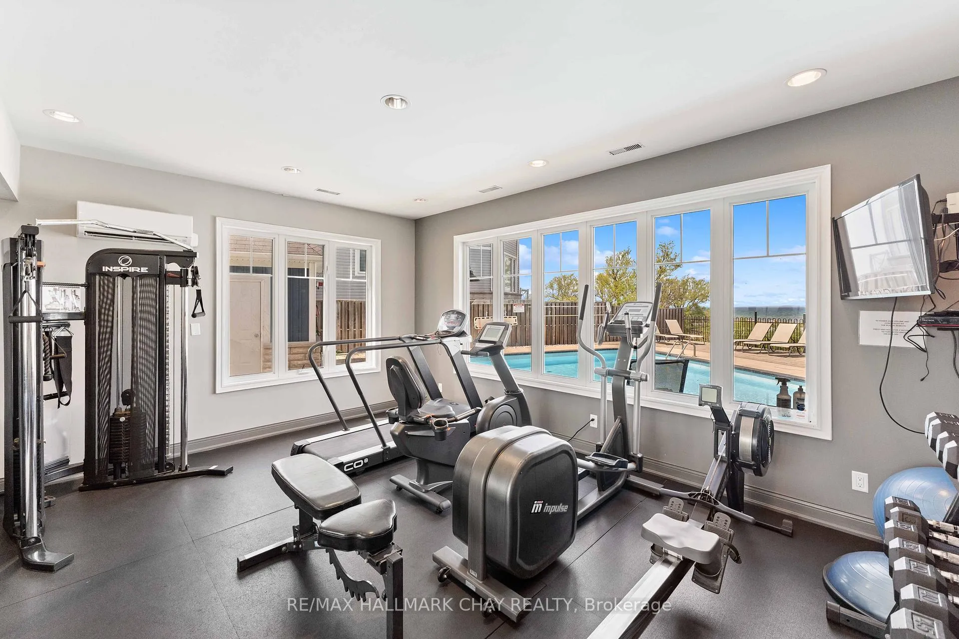 Photo 39 of 19 Starboard Circle, Wasaga Beach — HOMEH