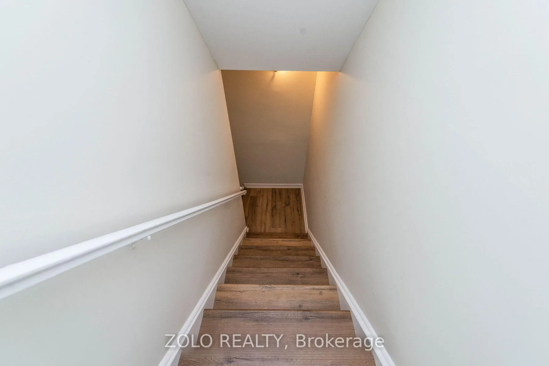 Photo 2 of Unit basement, 45 Hilda Road, King, Nobleton — HOMEH