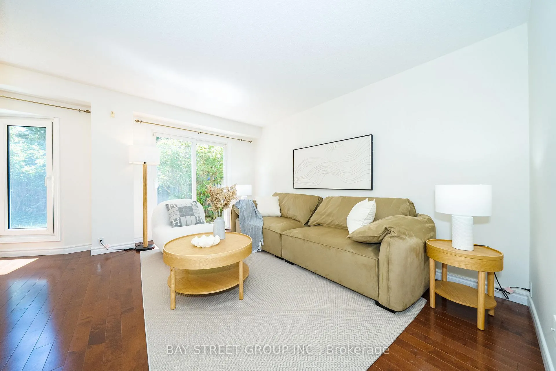Photo 6 of 27 Vanessa Road, Markham, Markville — HOMEH