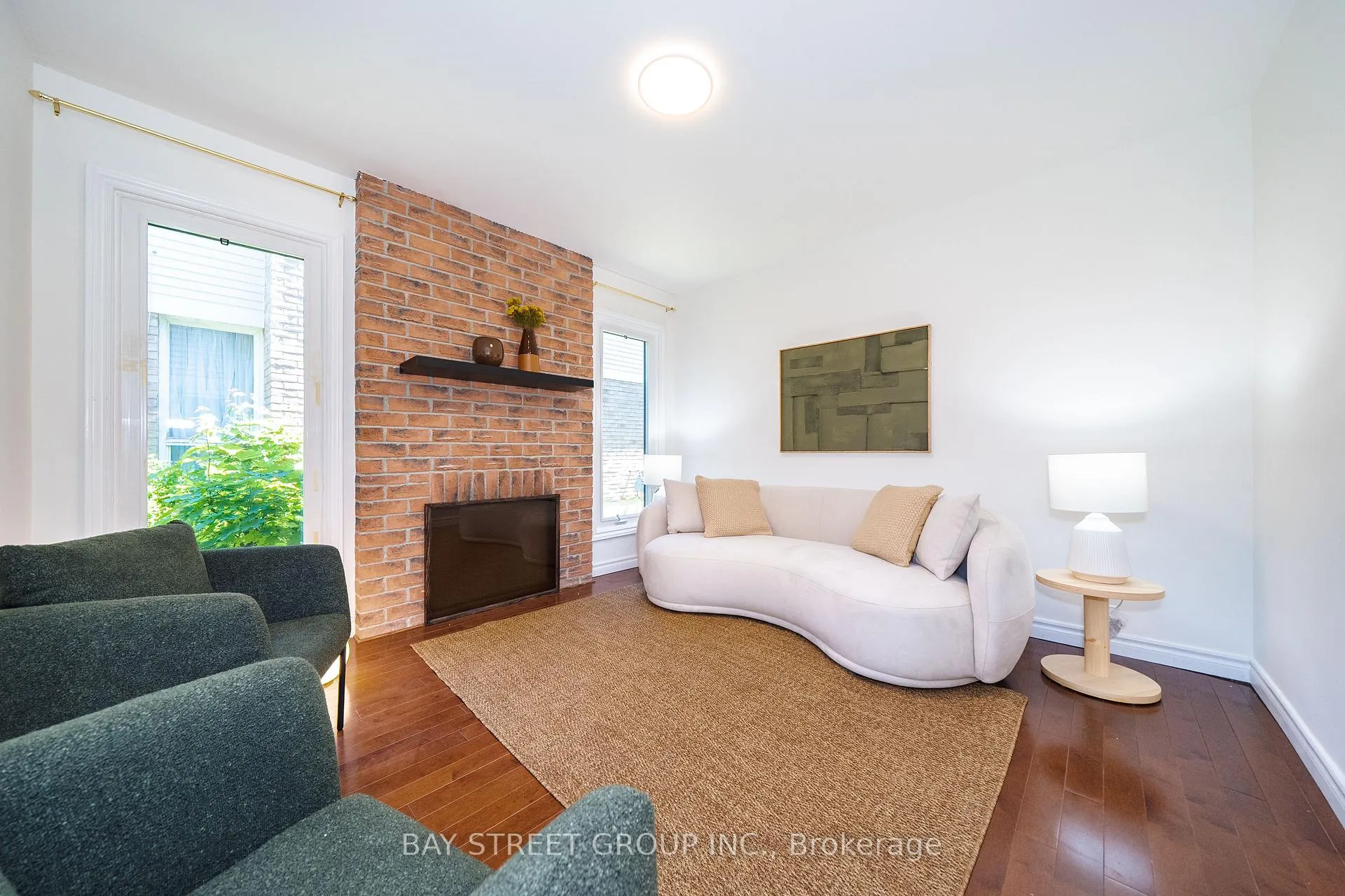 Photo 9 of 27 Vanessa Road, Markham, Markville — HOMEH