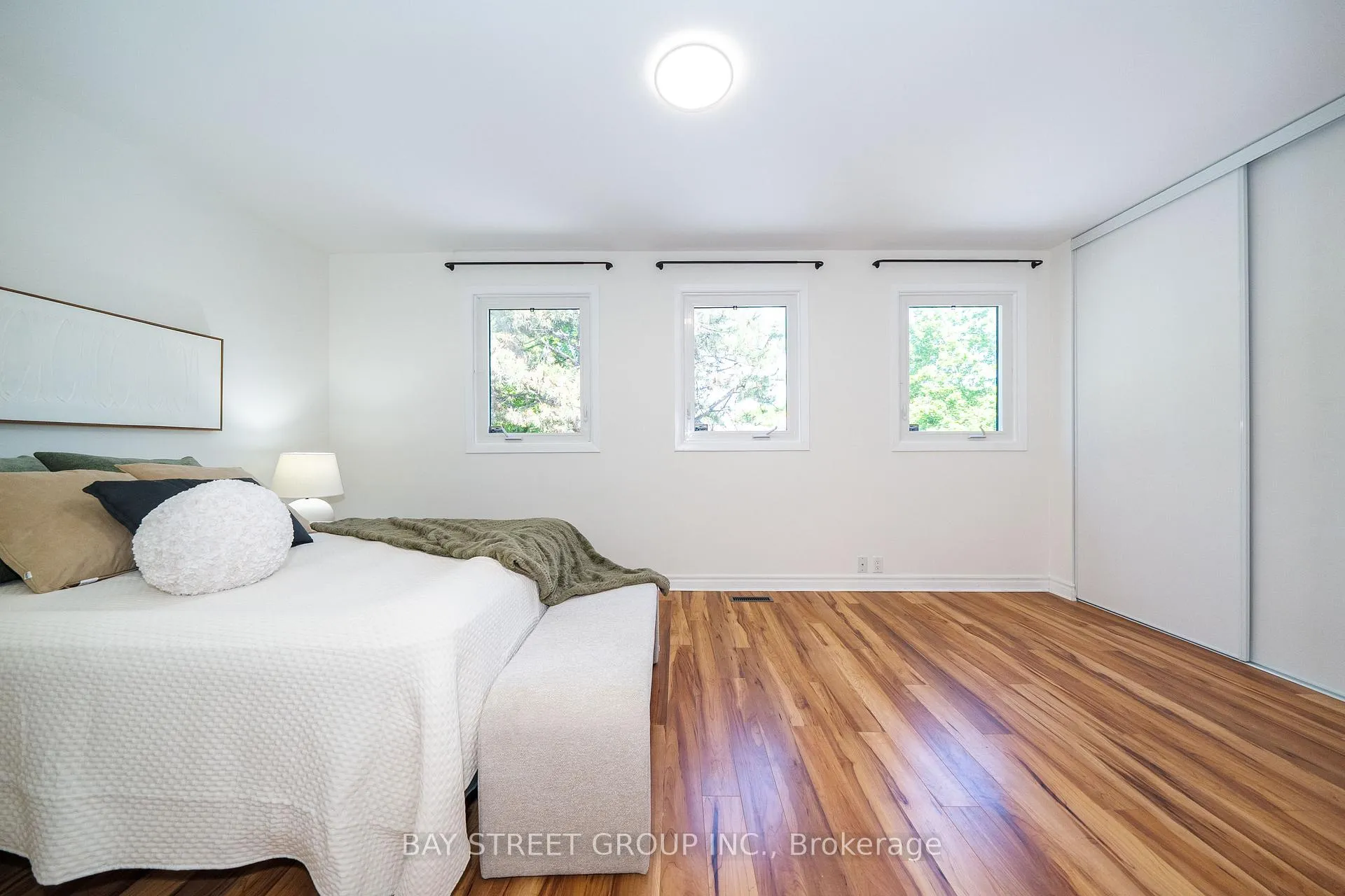 Photo 18 of 27 Vanessa Road, Markham, Markville — HOMEH